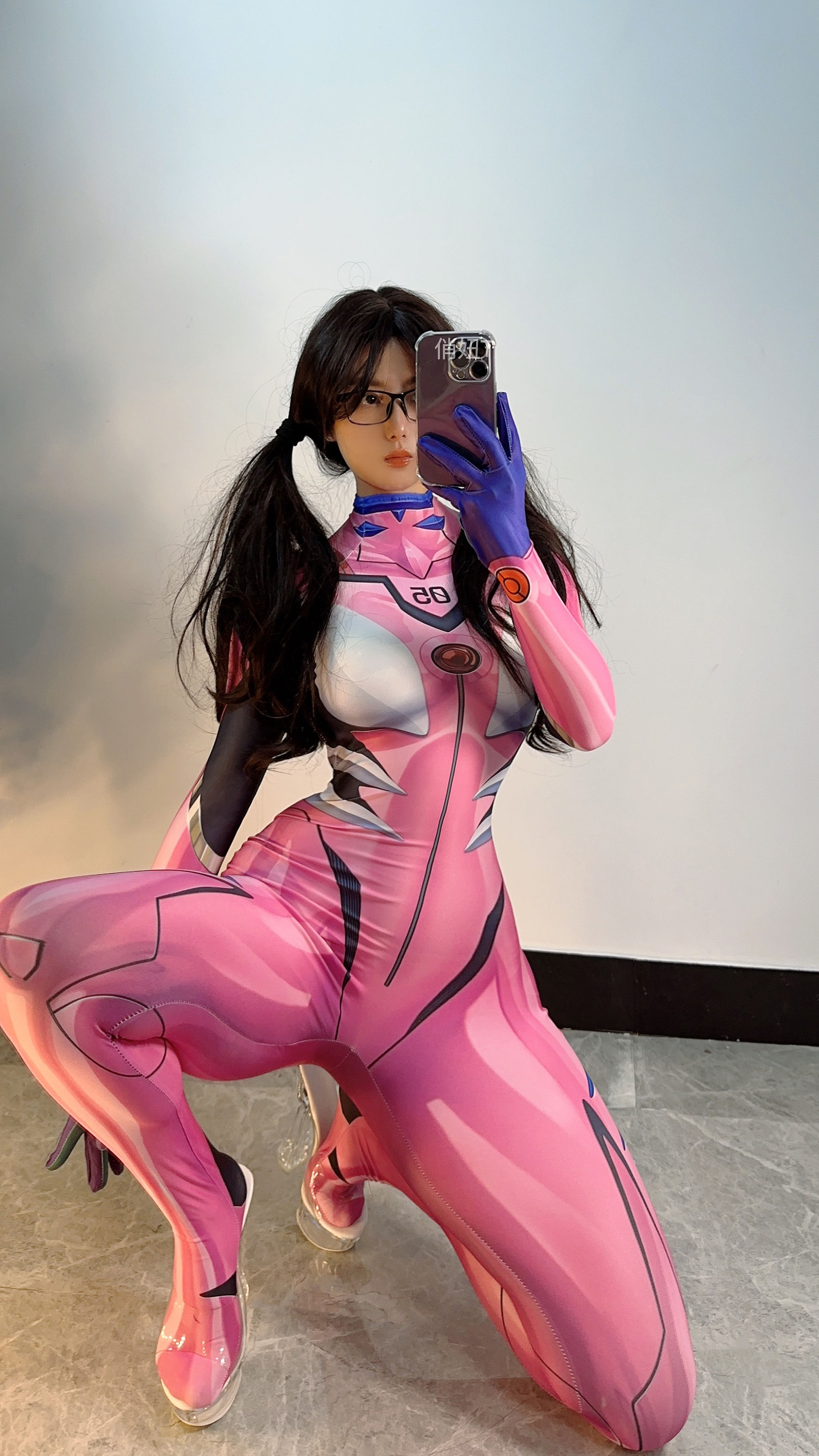 俏妞qiaoniuTT – 紧身连体 [12P]