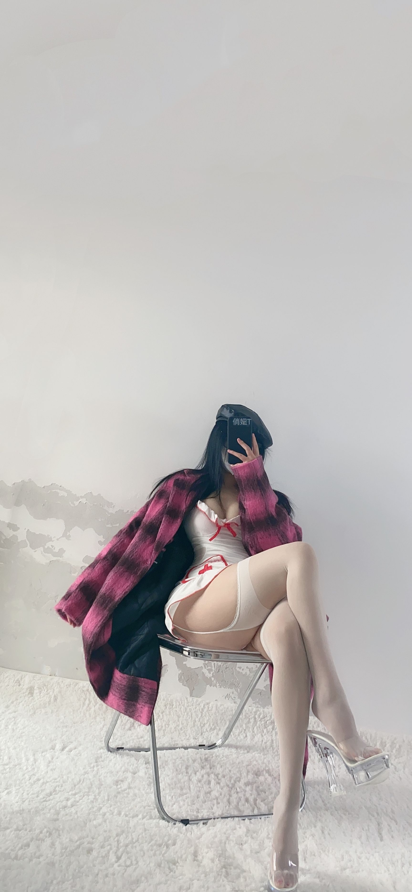 俏妞qiaoniuTT – 护士姐姐 [18P]