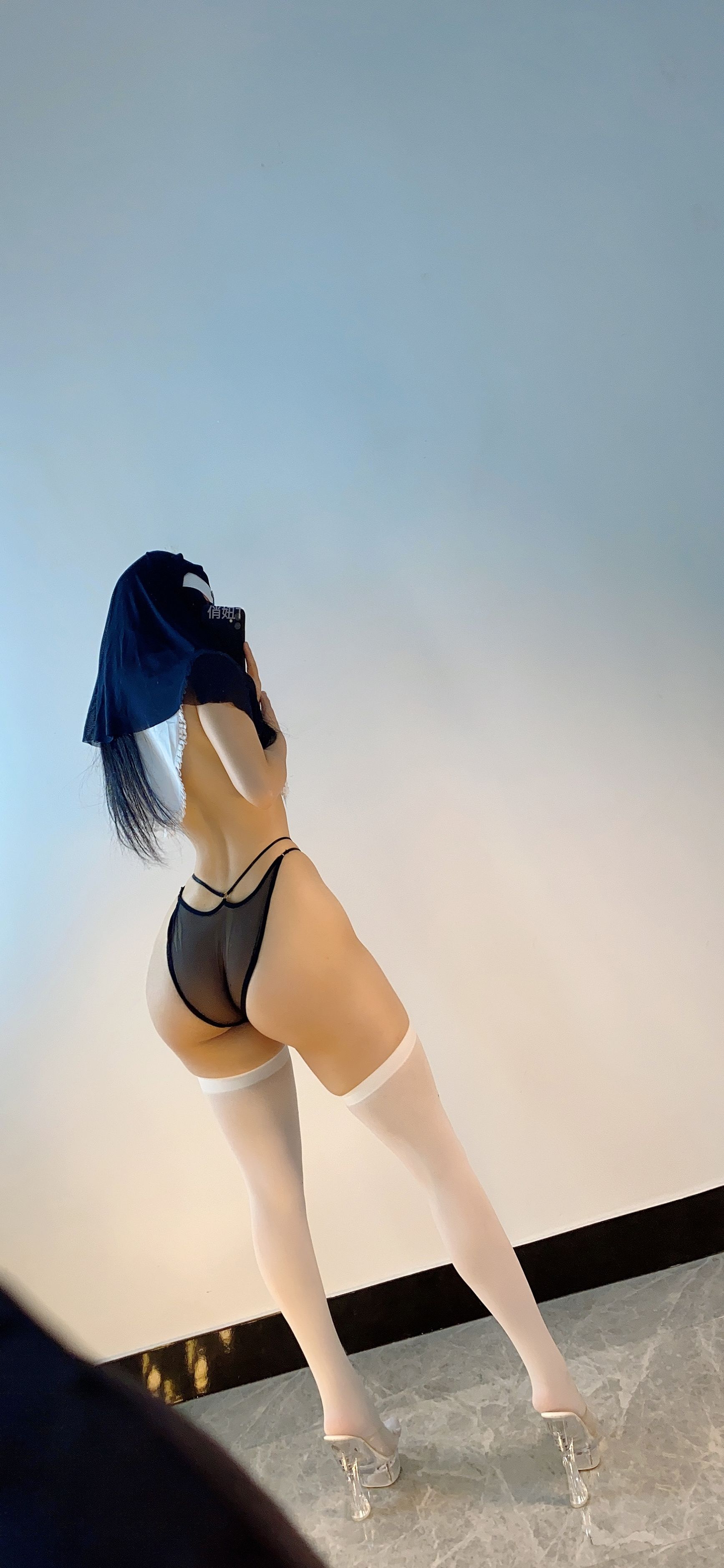 俏妞qiaoniuTT – 疯狂修女 [12P]