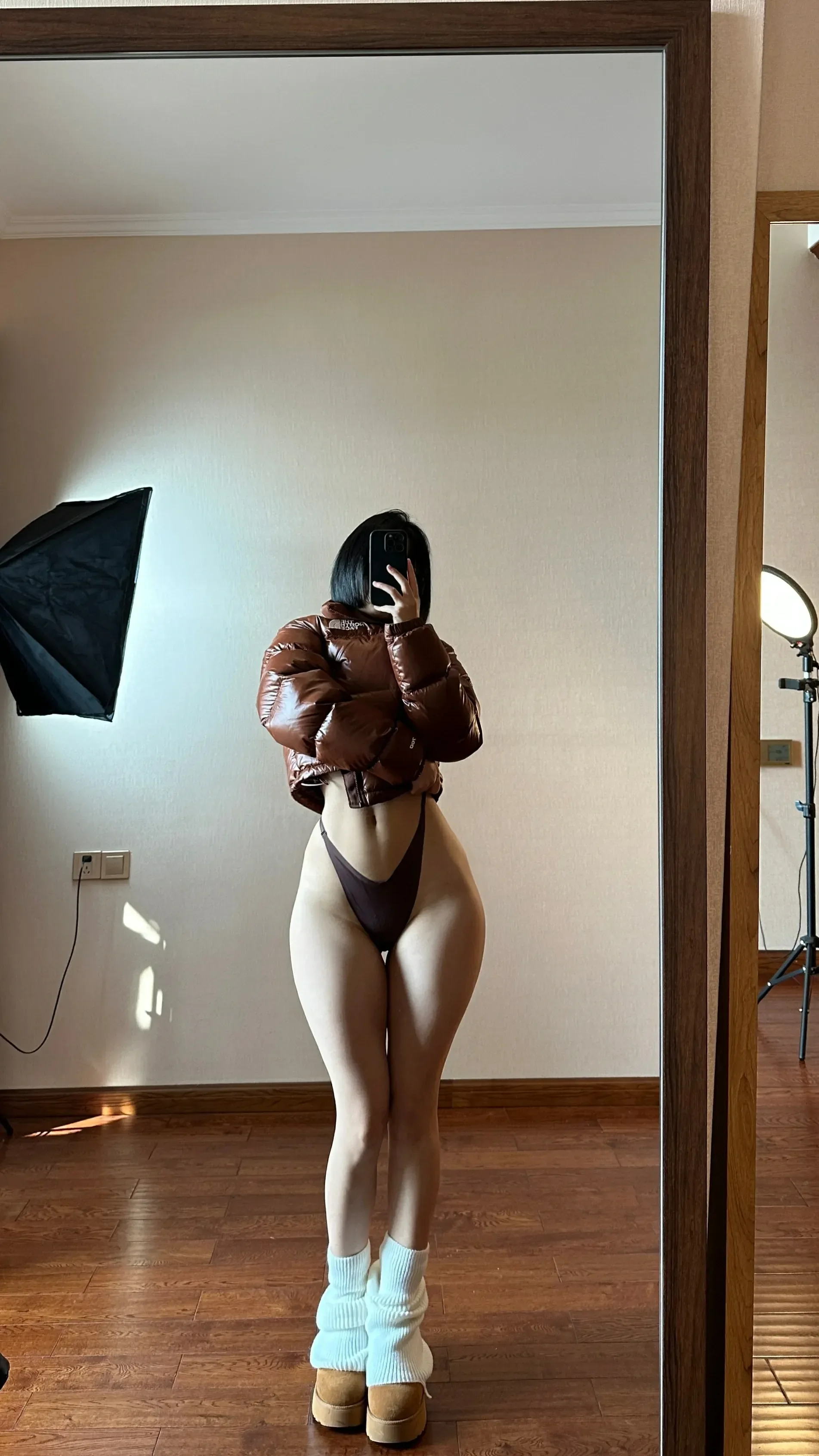 俏妞qiaoniuTT – 丁字内内 [20P]