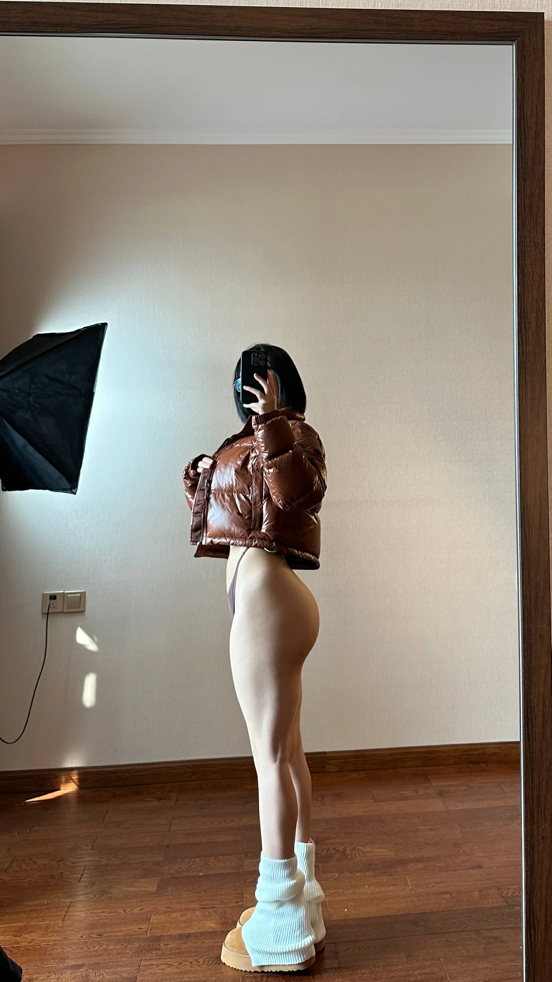 俏妞qiaoniuTT – 丁字内内 [20P]