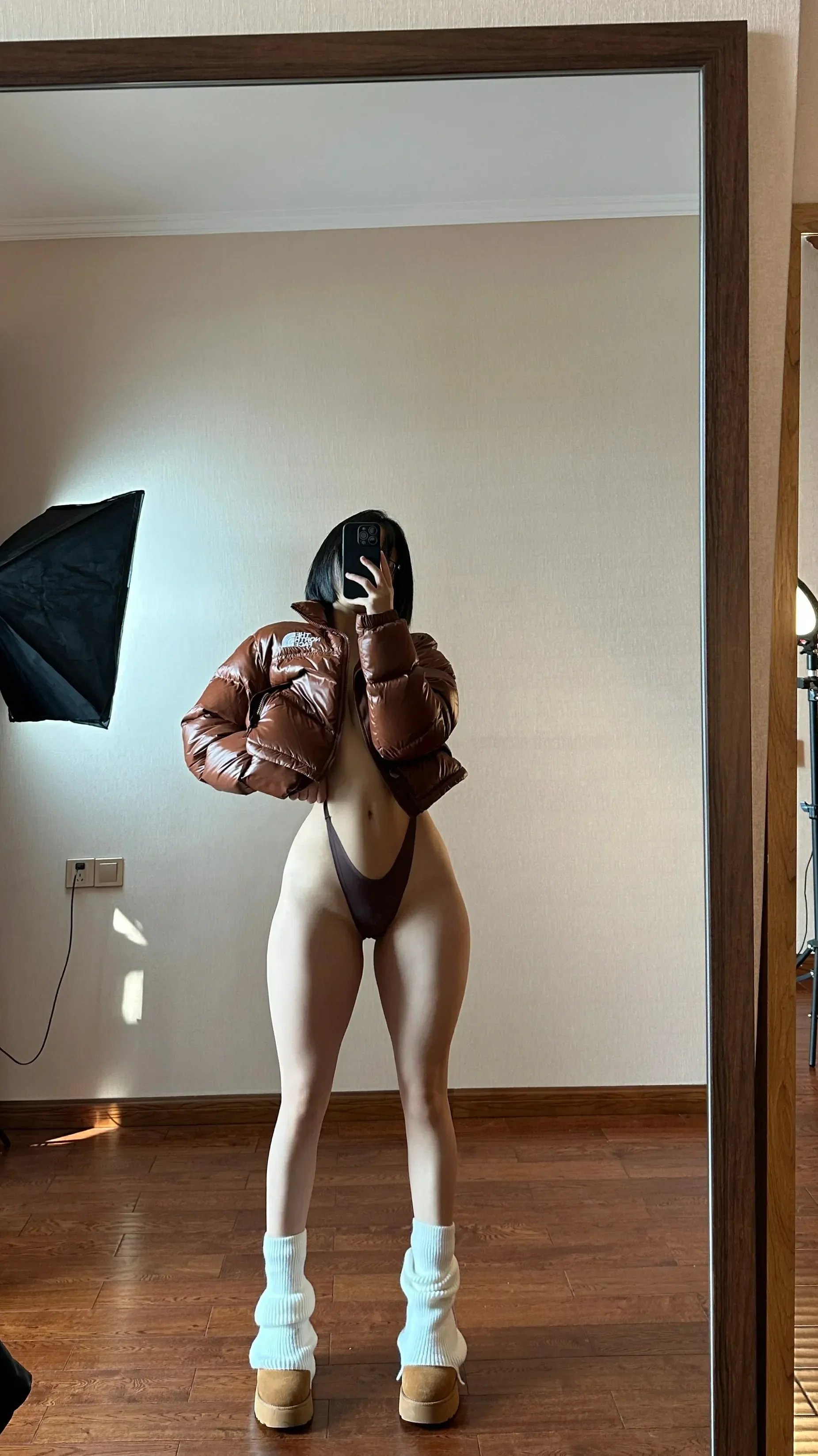 俏妞qiaoniuTT – 丁字内内 [20P]