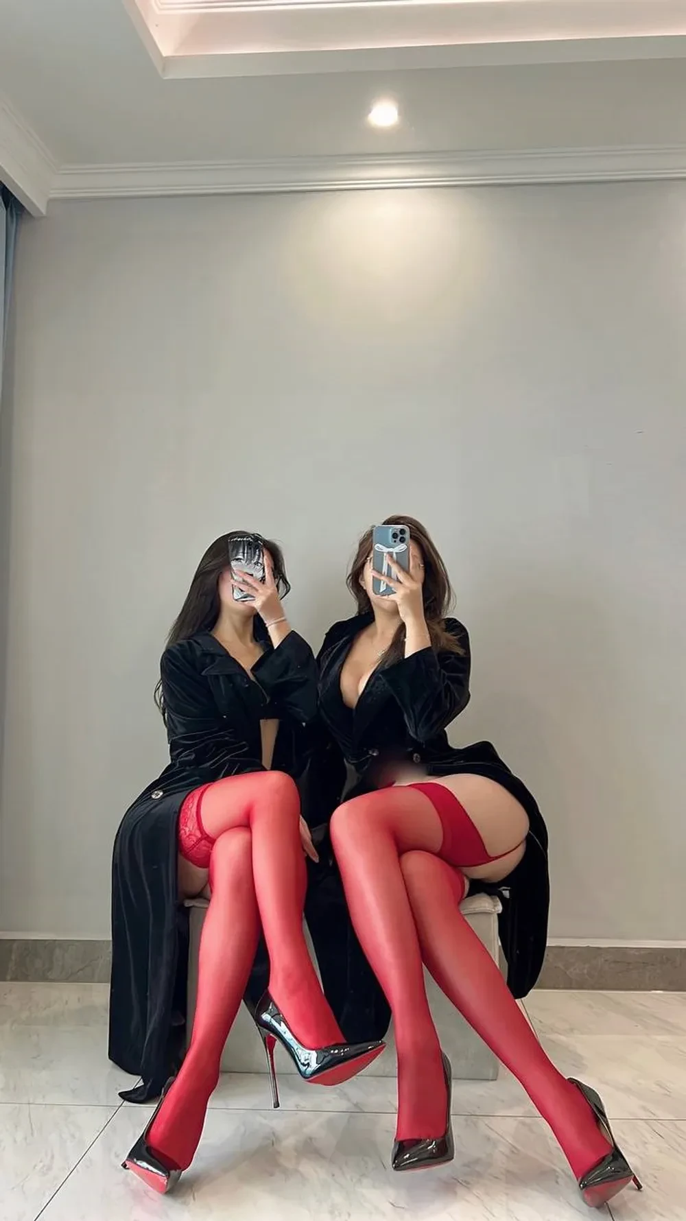 陈大小姐 – 黑和红 [25P]