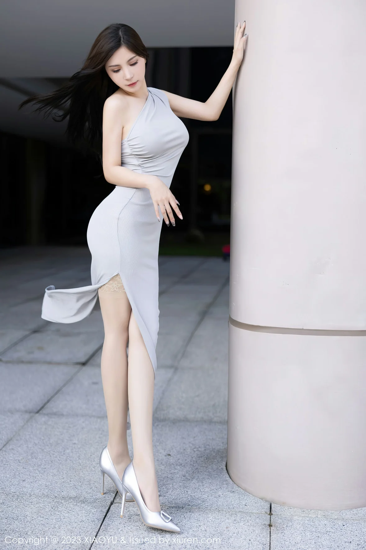 XIAOYU 语画 Vol.1074 小蛮妖Yummy 灰色蕾丝内衣贵州旅拍 [82P]