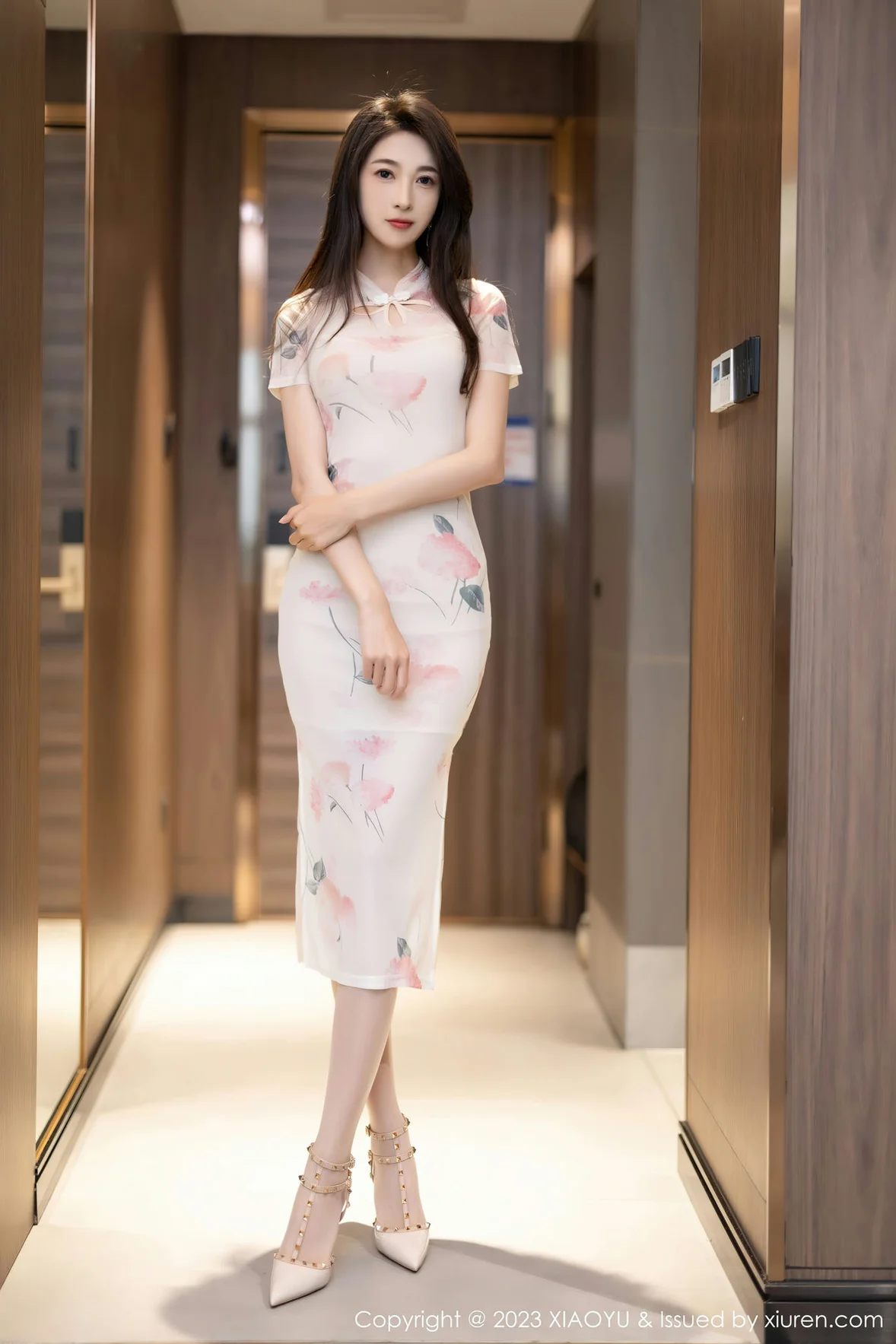 XIAOYU 语画 Vol.1093 林乐一 图案旗袍性感写真 [84P]