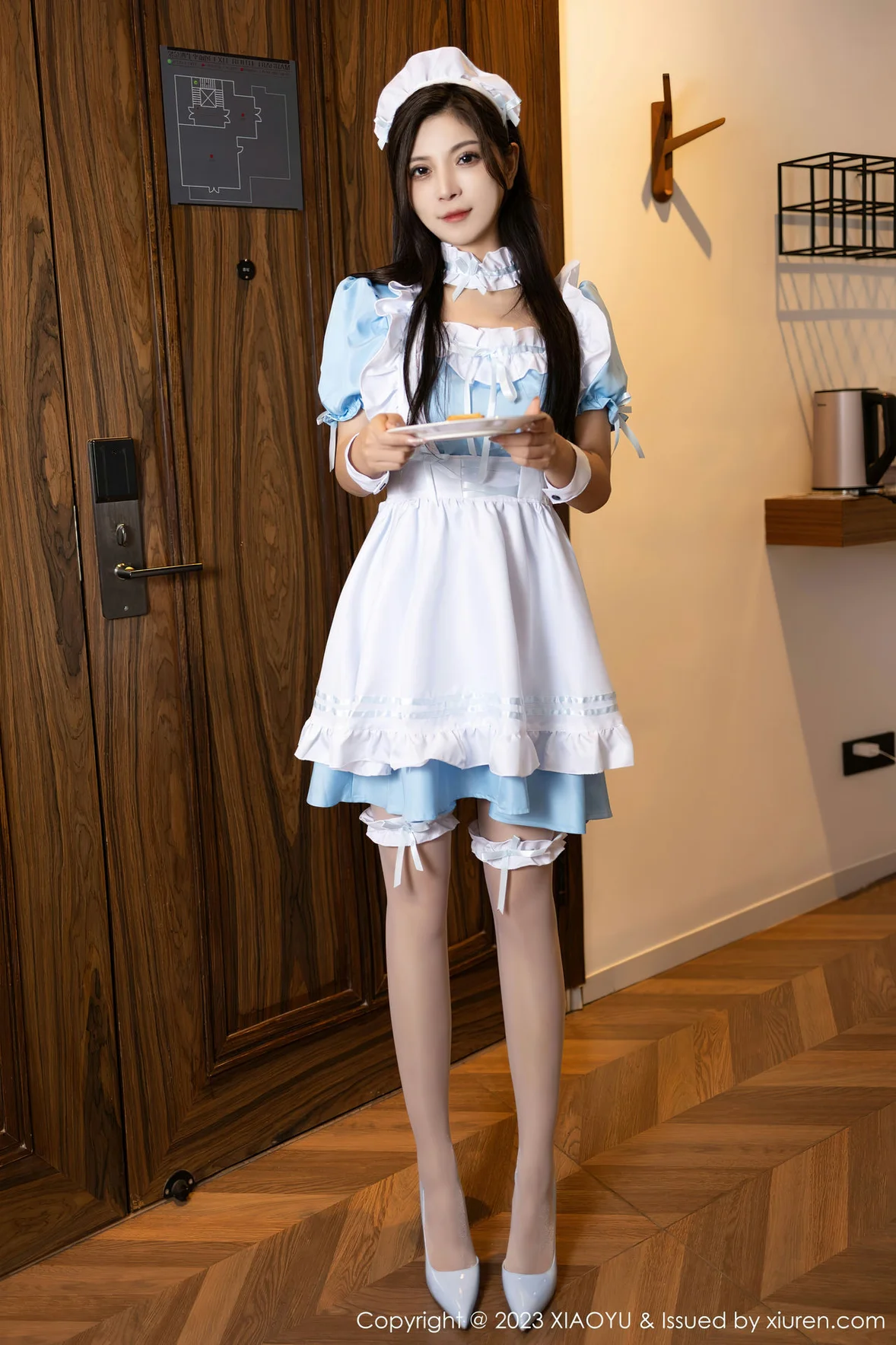 语画 Vol.1100 小蛮妖Yummy 蓝色女仆贵州旅拍写真11 [84P]