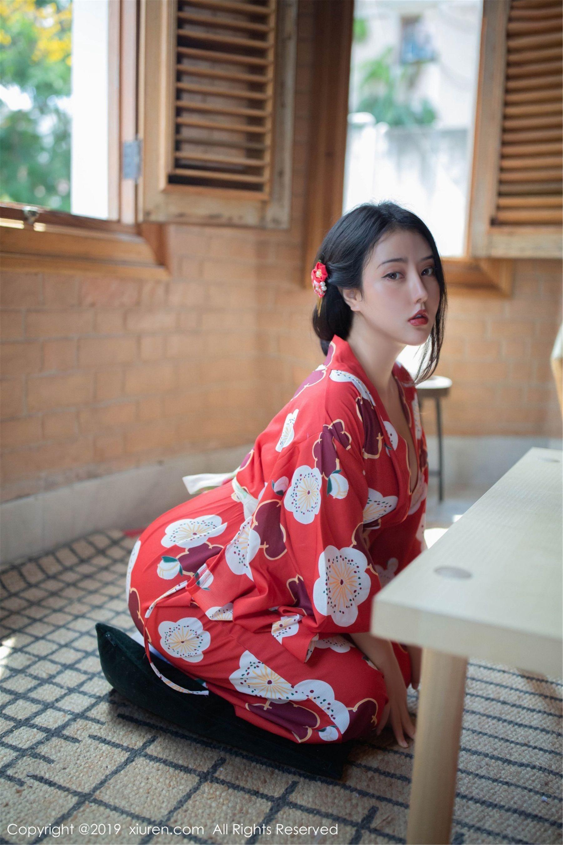 XiuRen 秀人网 No.1492 Manuela玛鲁娜