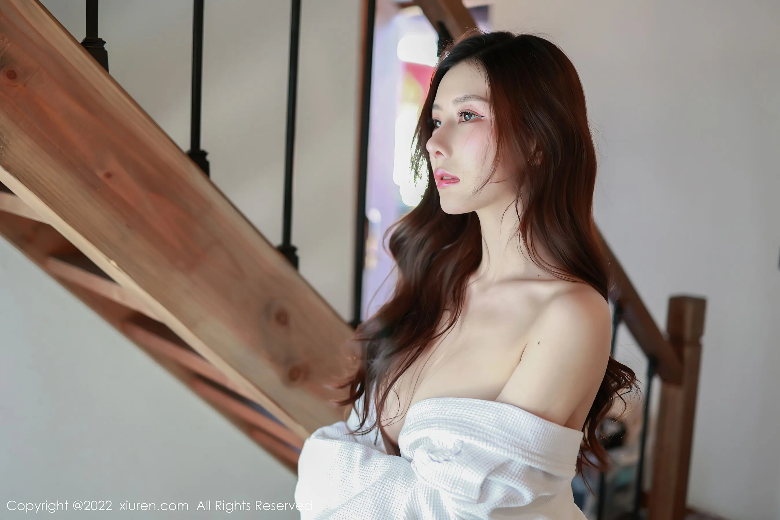 秀人网 No.4932 尹甜甜 睡袍美腿