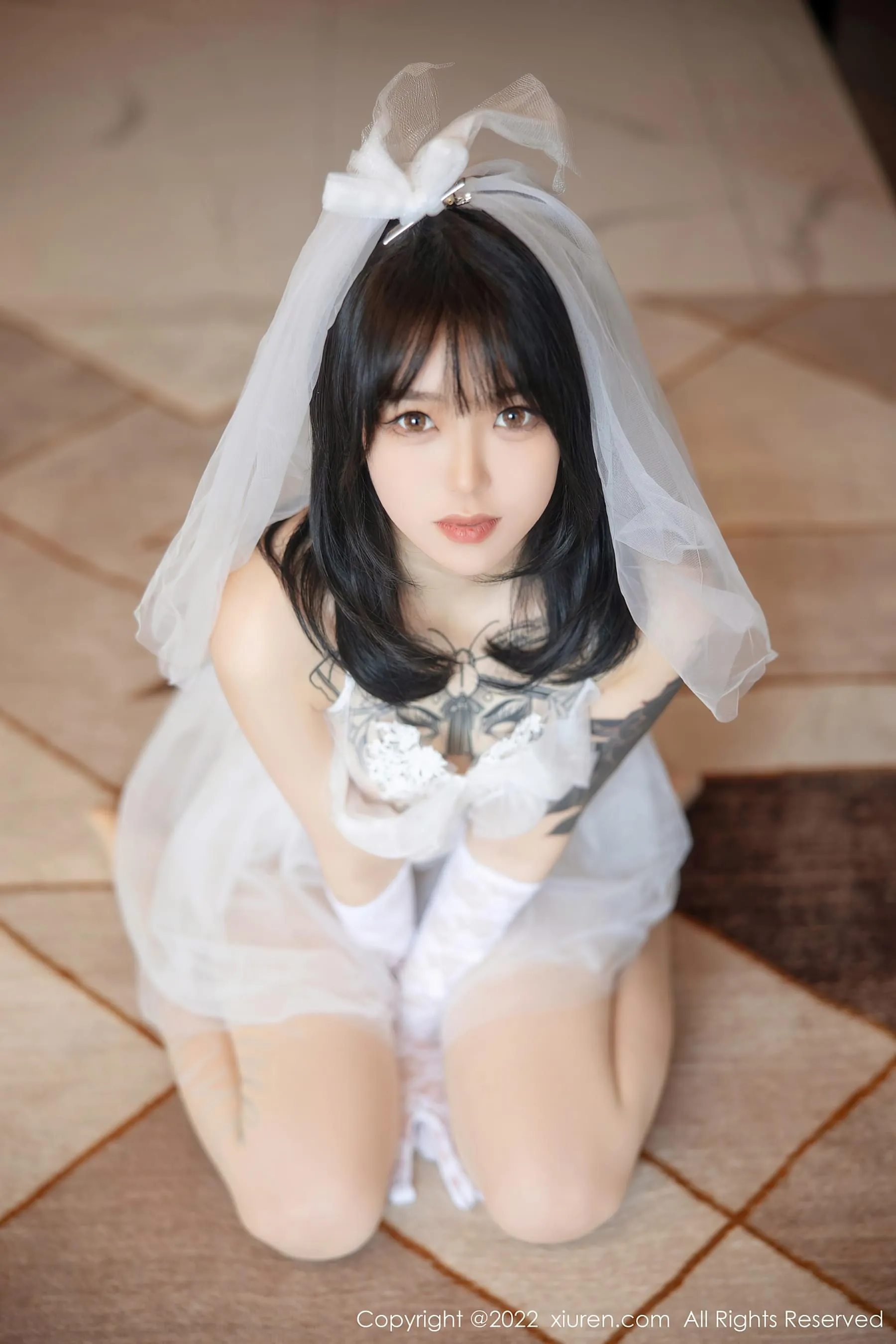 秀人网 No.5212 奶瓶. 婚纱服美腿