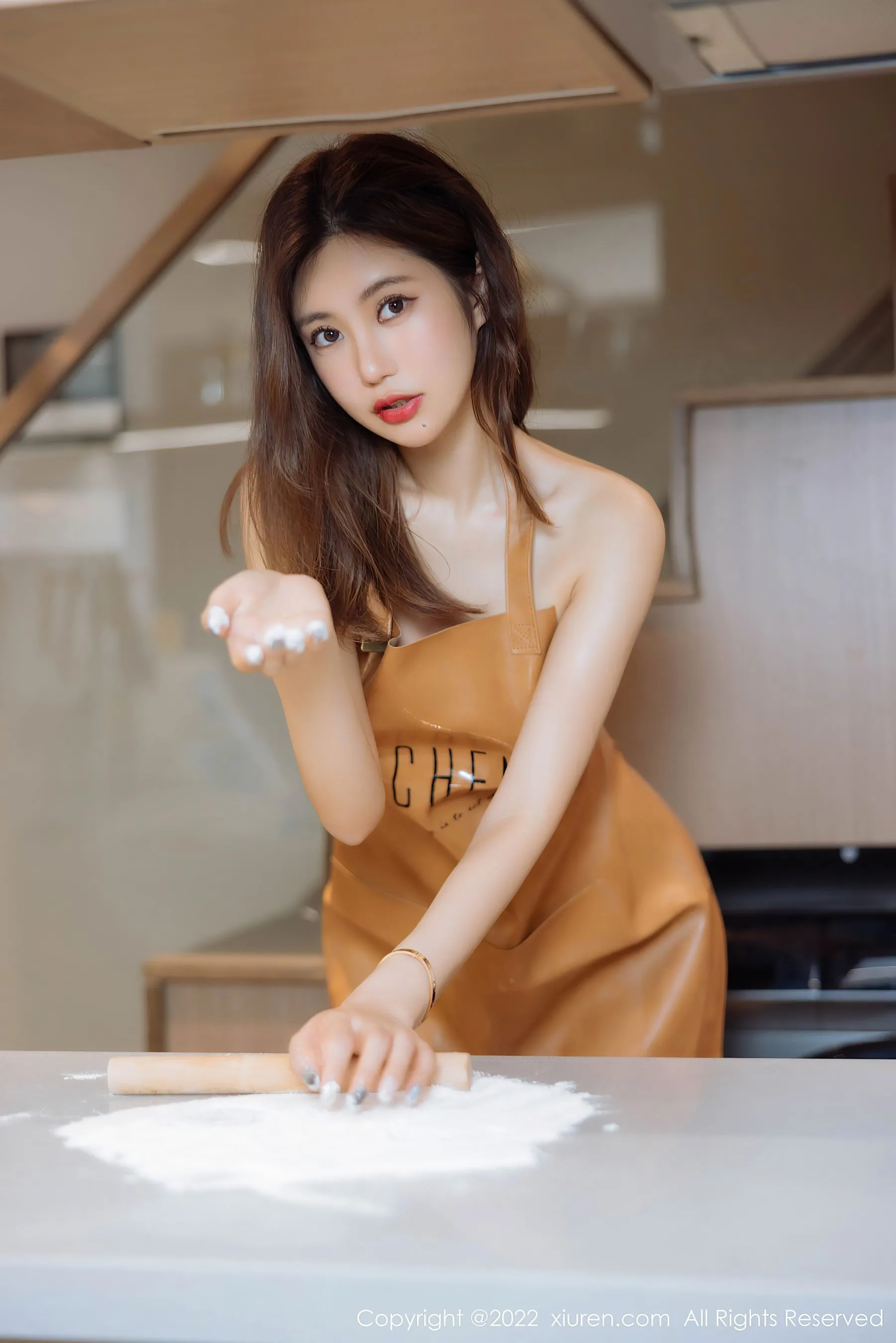 秀人网 No.5634 绮里嘉ula 厨娘美腿