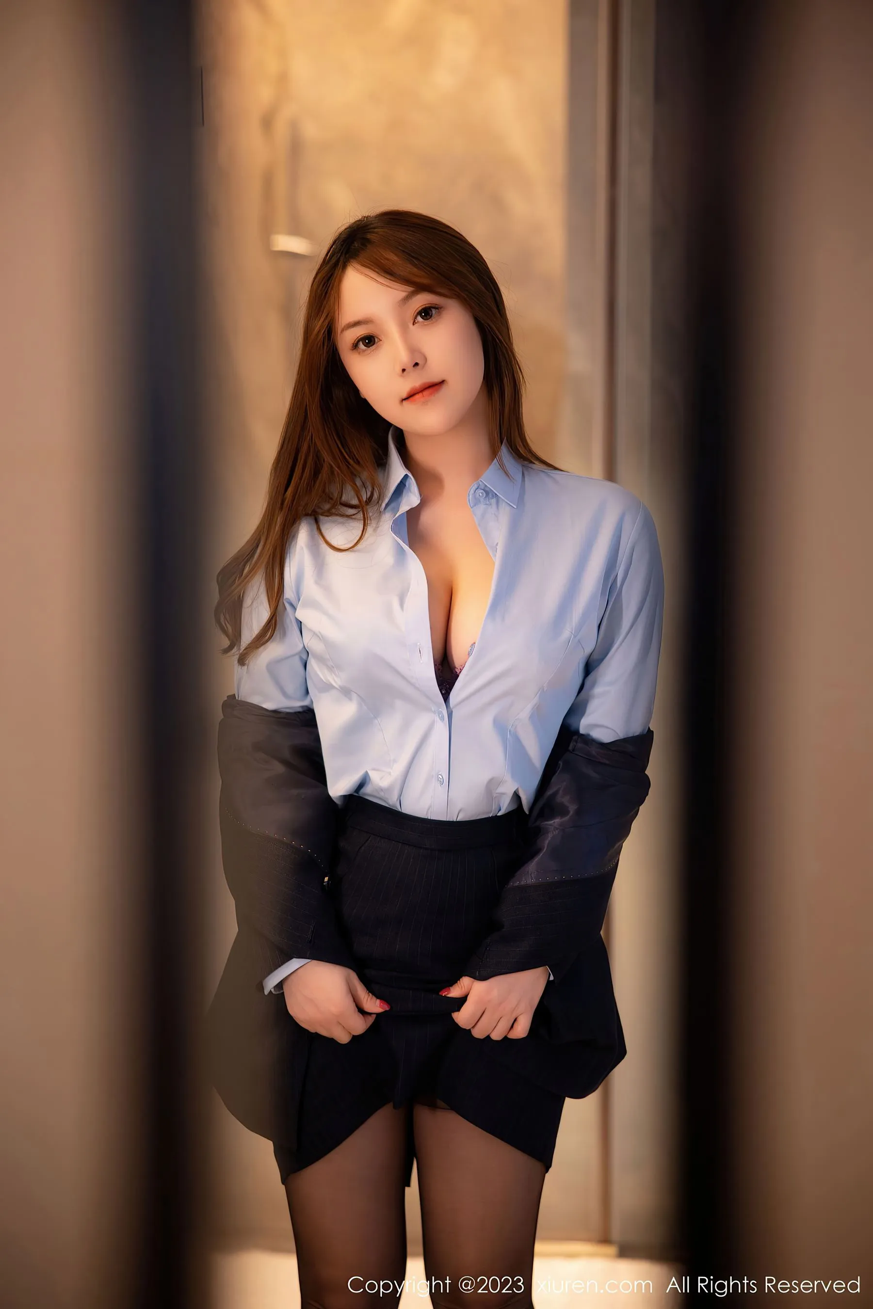 秀人网 No.6190 豆瓣酱 制服美臀