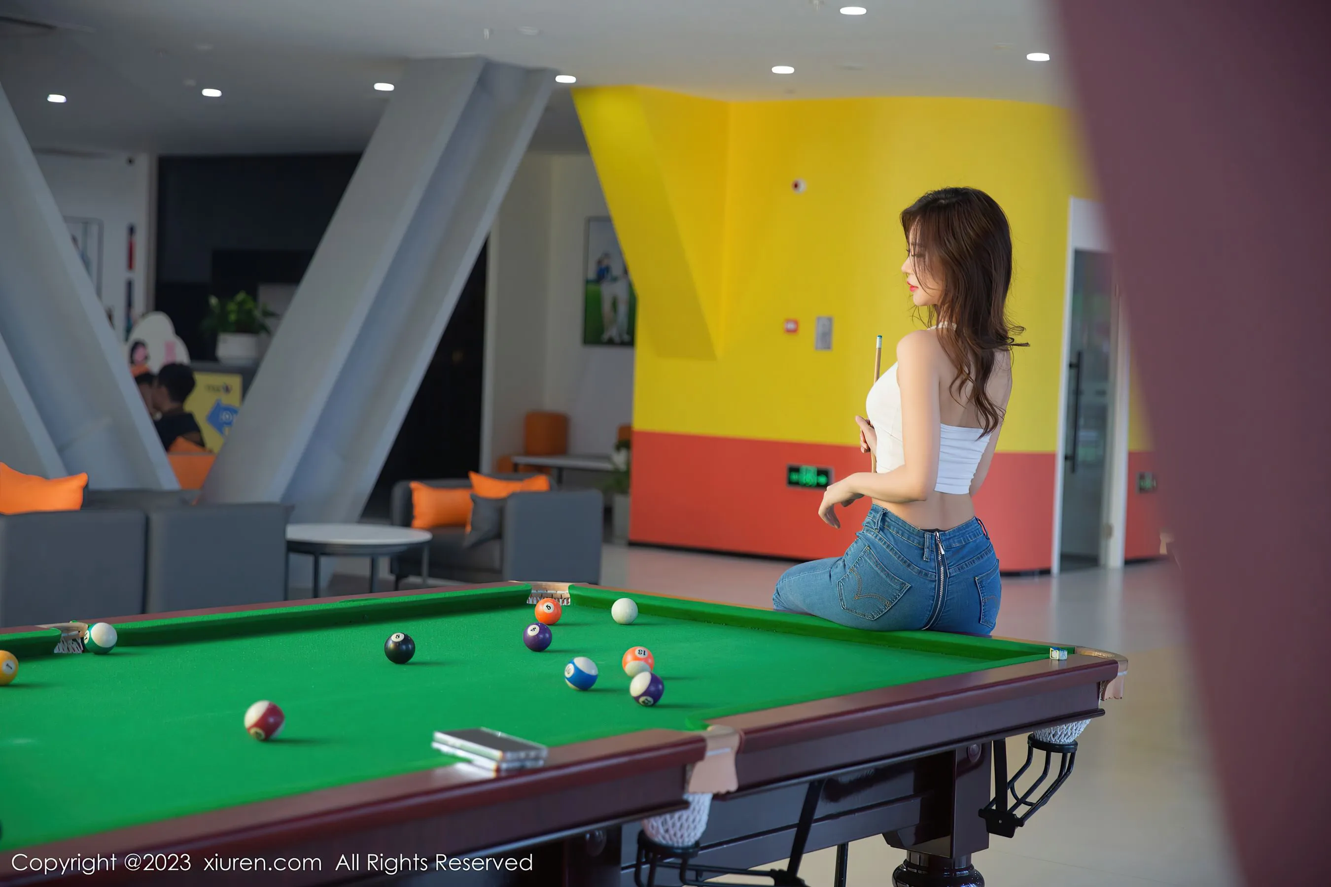 秀人网 No.6690 绮里嘉ula 桌球室美腿