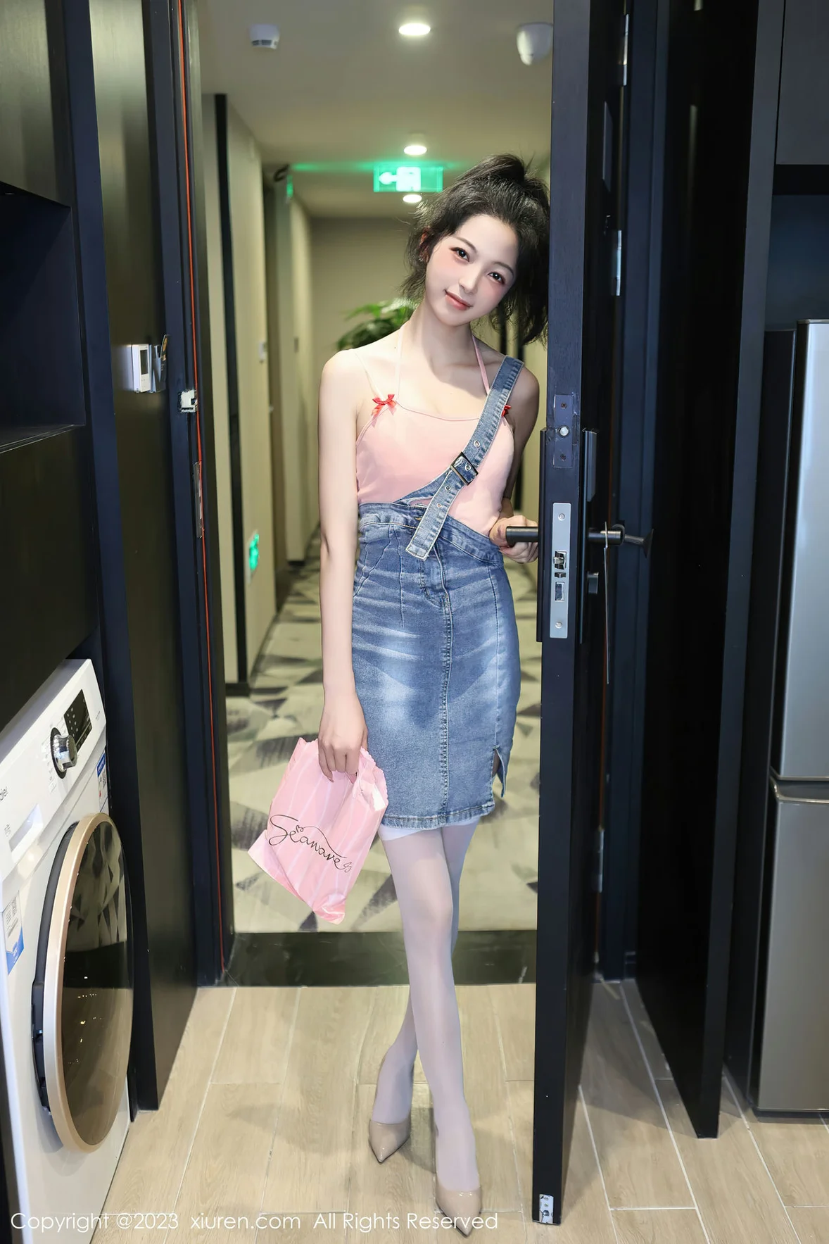 XiuRen 秀人 No.6816 茜茜Kimi 情趣护士服性感写真 [77P] 插图1