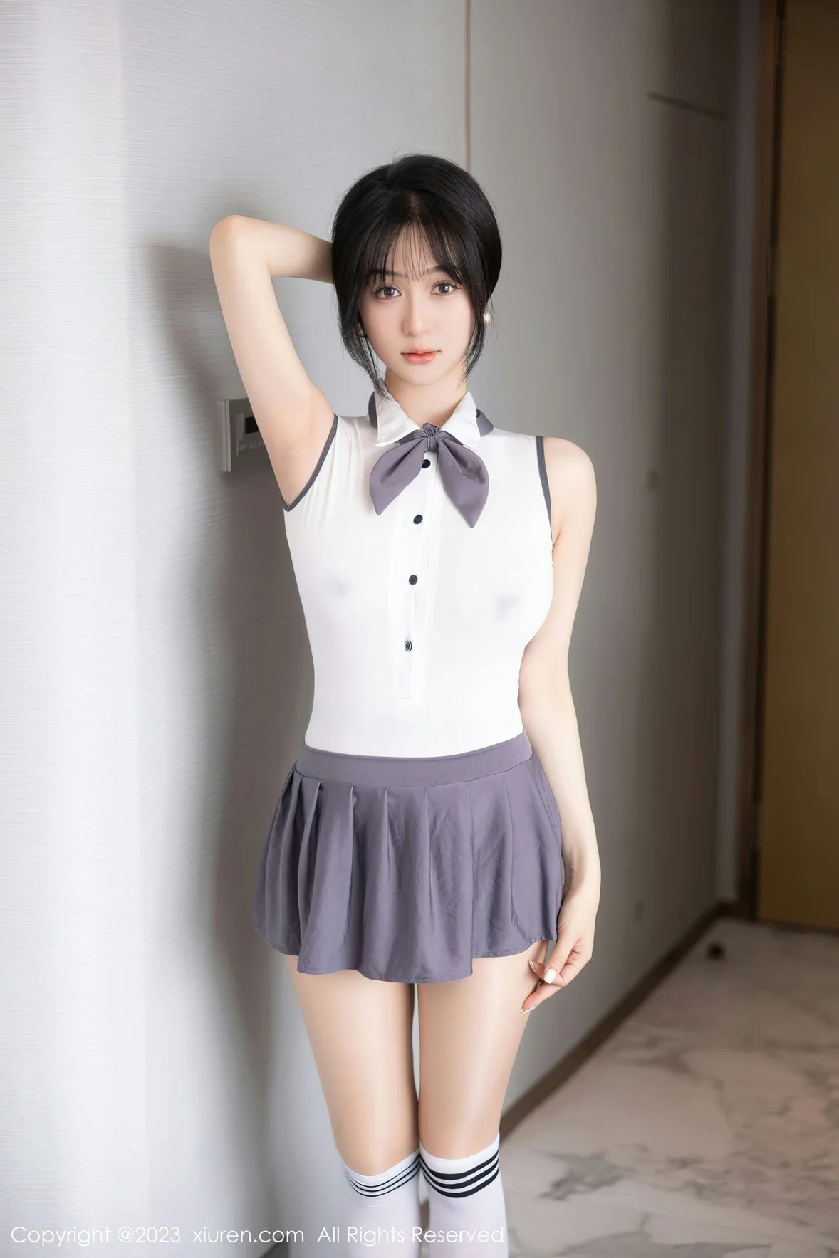 XiuRen 秀人 No.6818 柚琪Rich 轻透高开叉性感写真 [99P]