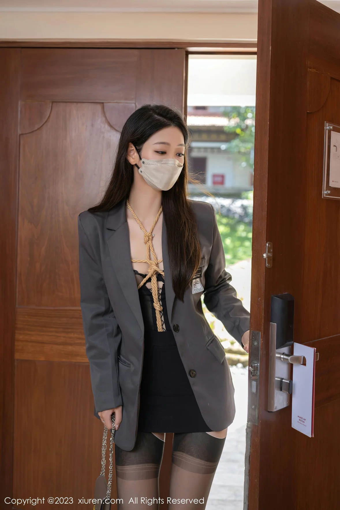 XiuRen 秀人 No.6821 唐安琪 轻透薄纱内衣巴厘岛旅拍 [82P]