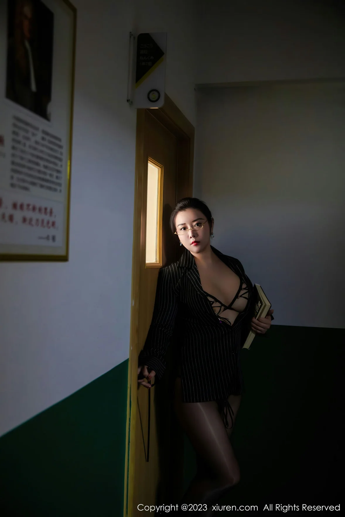 XiuRen 秀人 No.6823 王婉悠Queen 情趣内衣极致妩媚写真 [91P]