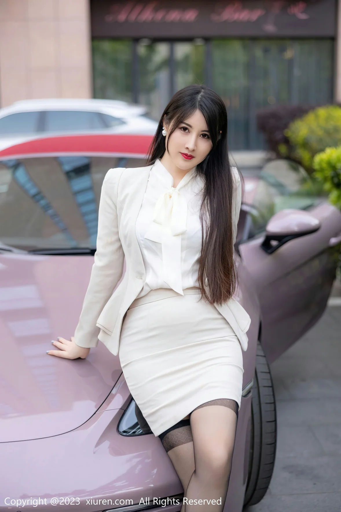 XiuRen 秀人 No.6879 诗诗kiki 魅惑黑丝性感写真 [80P]