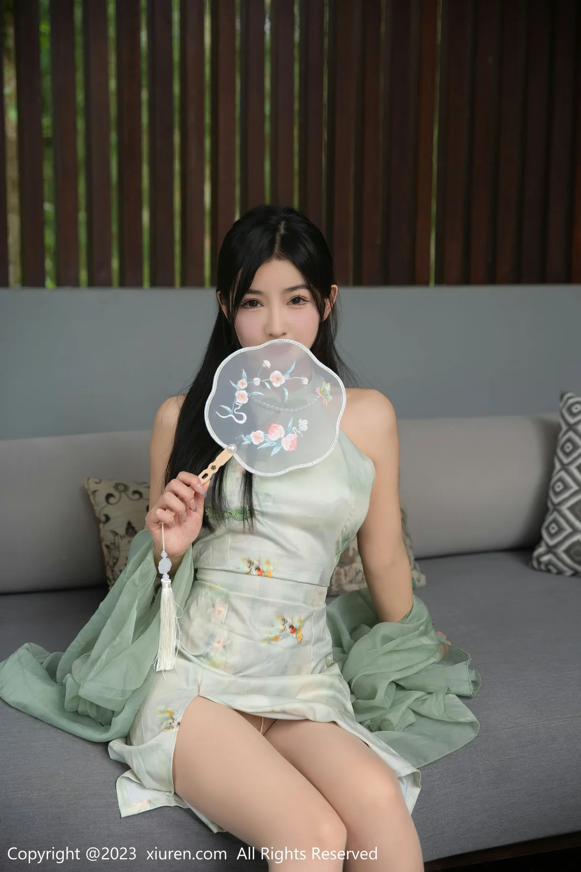 XiuRen 秀人 No.6880 谭小灵 古装薄纱水中场景拍摄 [81P]