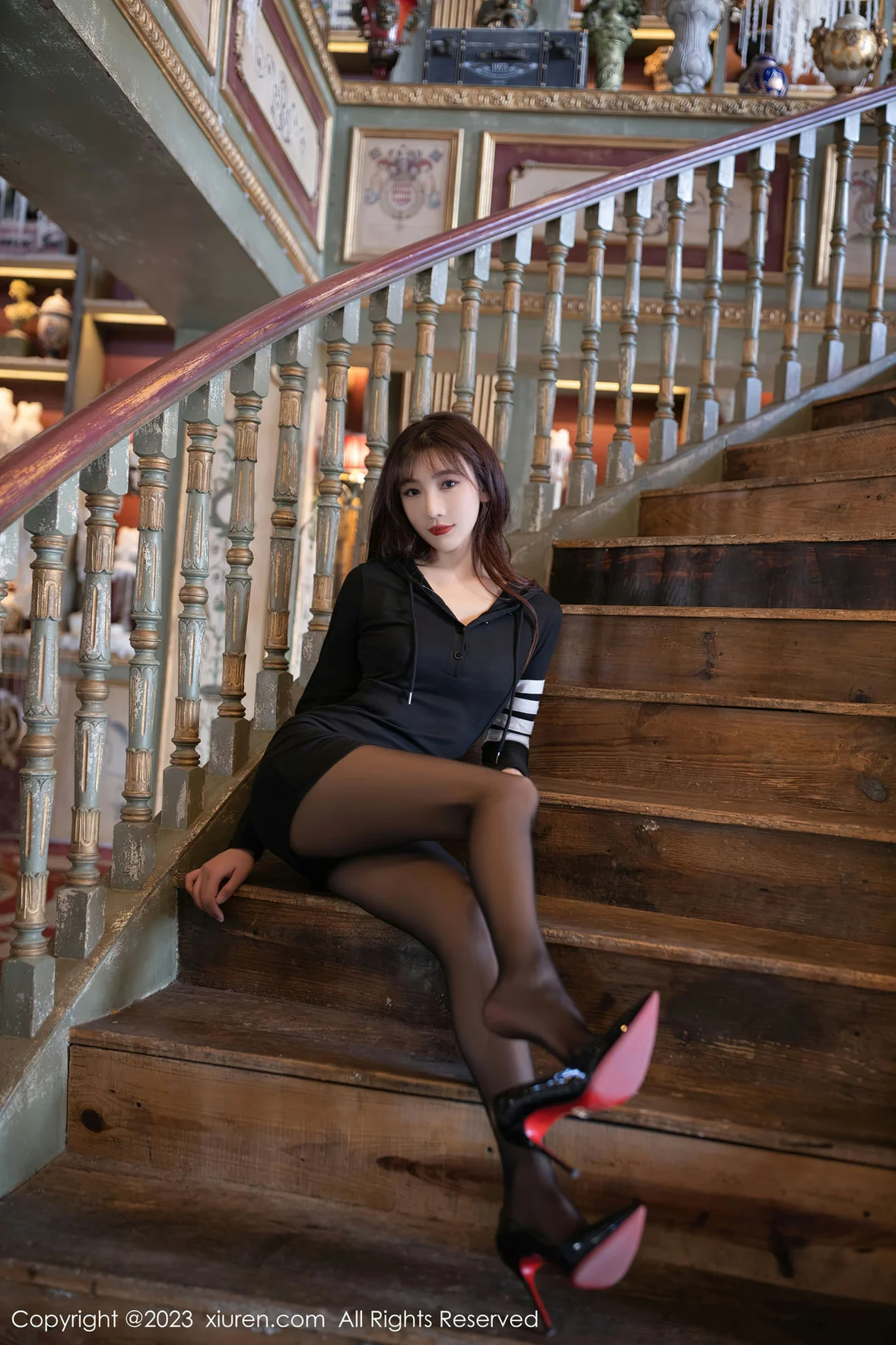 XiuRen 秀人 No.6925 陆萱萱 黑色运动裙性感写真 [83P]