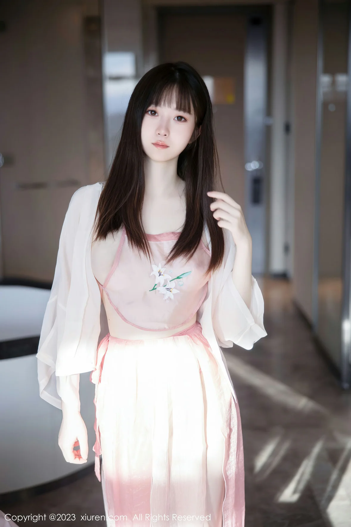 XiuRen 秀人 No.6926 林悠悠 首套写真粉色古装 [78P]