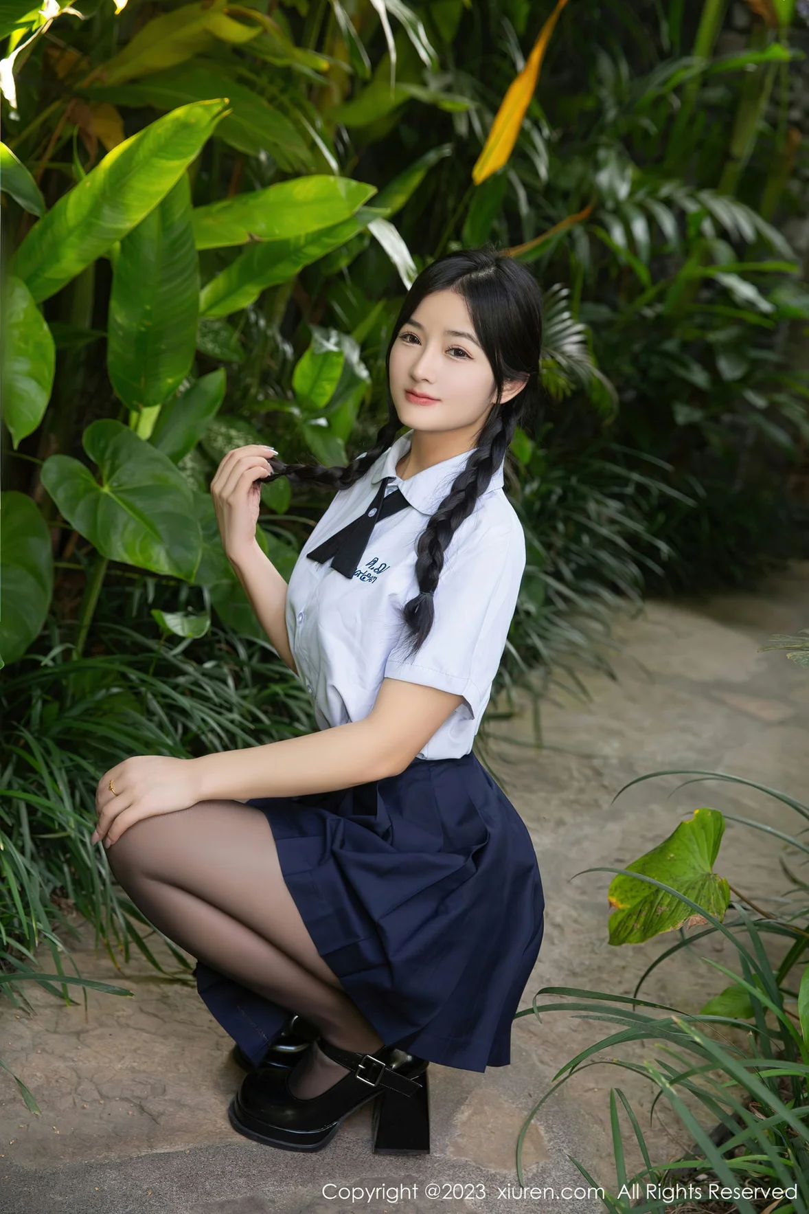 XiuRen 秀人 No.6940 谭小灵 新人学妹制服巴厘岛旅拍 [77P]