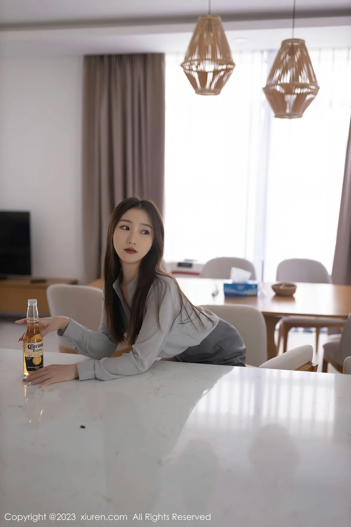 XiuRen 秀人 No.6989 杏子Yada “醉酒”主题拍摄性感写真1 [81P]