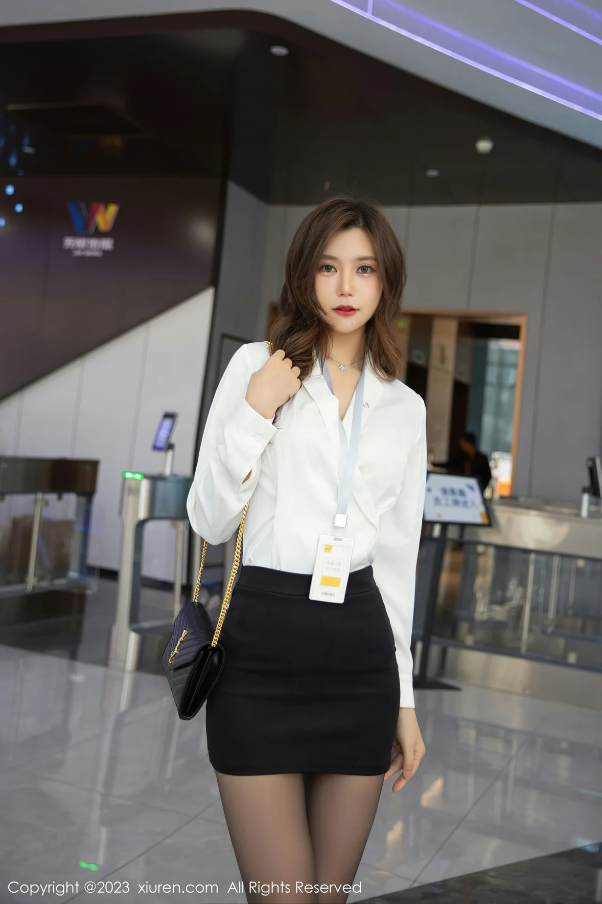 XiuRen 秀人 No.7079 绮里嘉ula 办公室OL巴厘岛写真 [80P]
