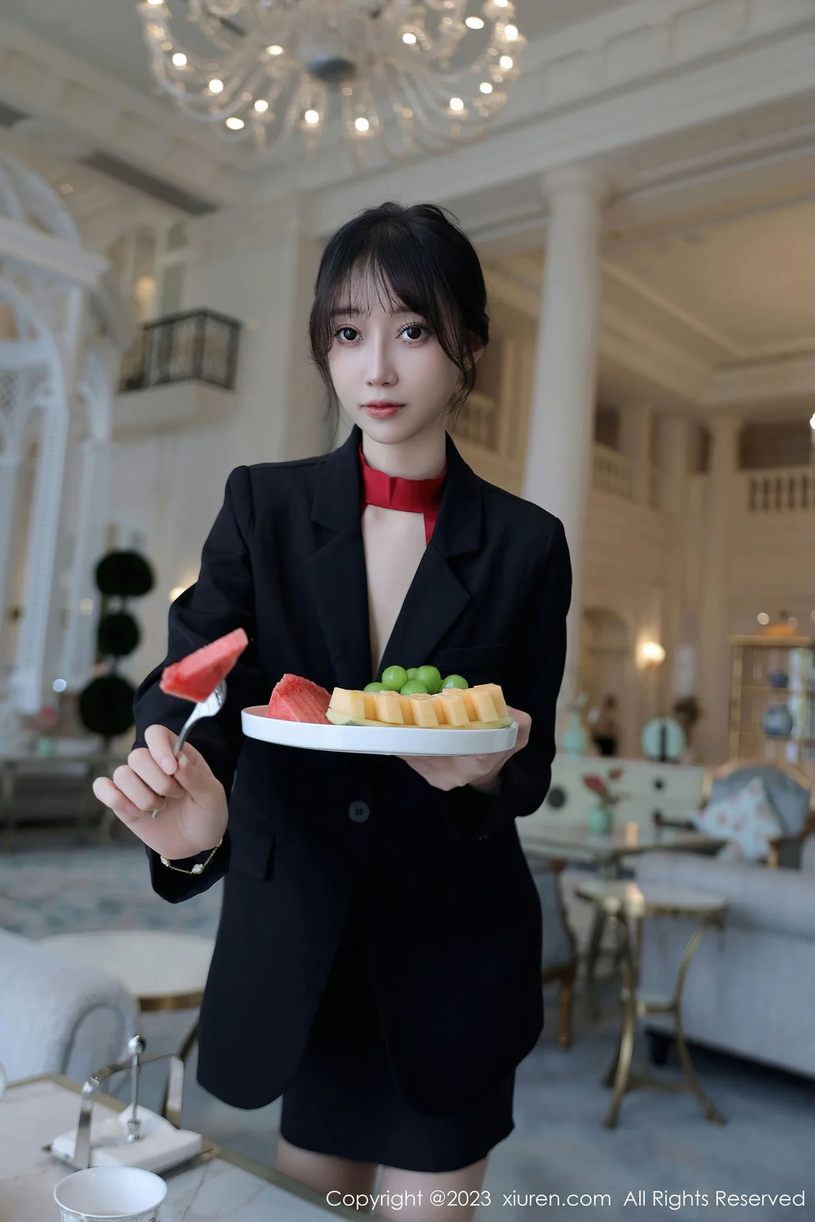 XiuRen 秀人 No.7102 玥儿玥er 红色情趣杭州旅拍 [64P]