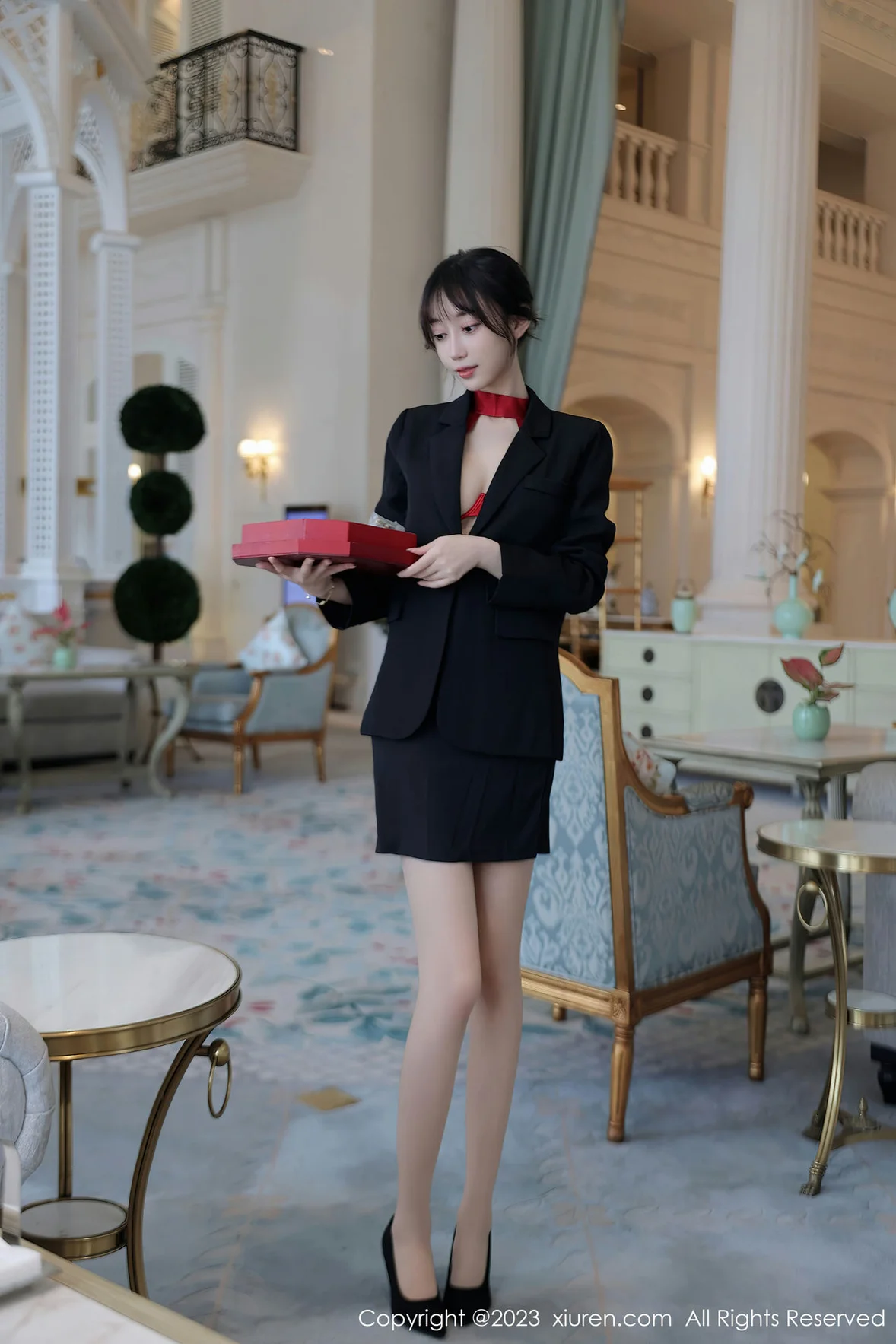 XiuRen 秀人 No.7102 玥儿玥er 红色情趣杭州旅拍 [64P]