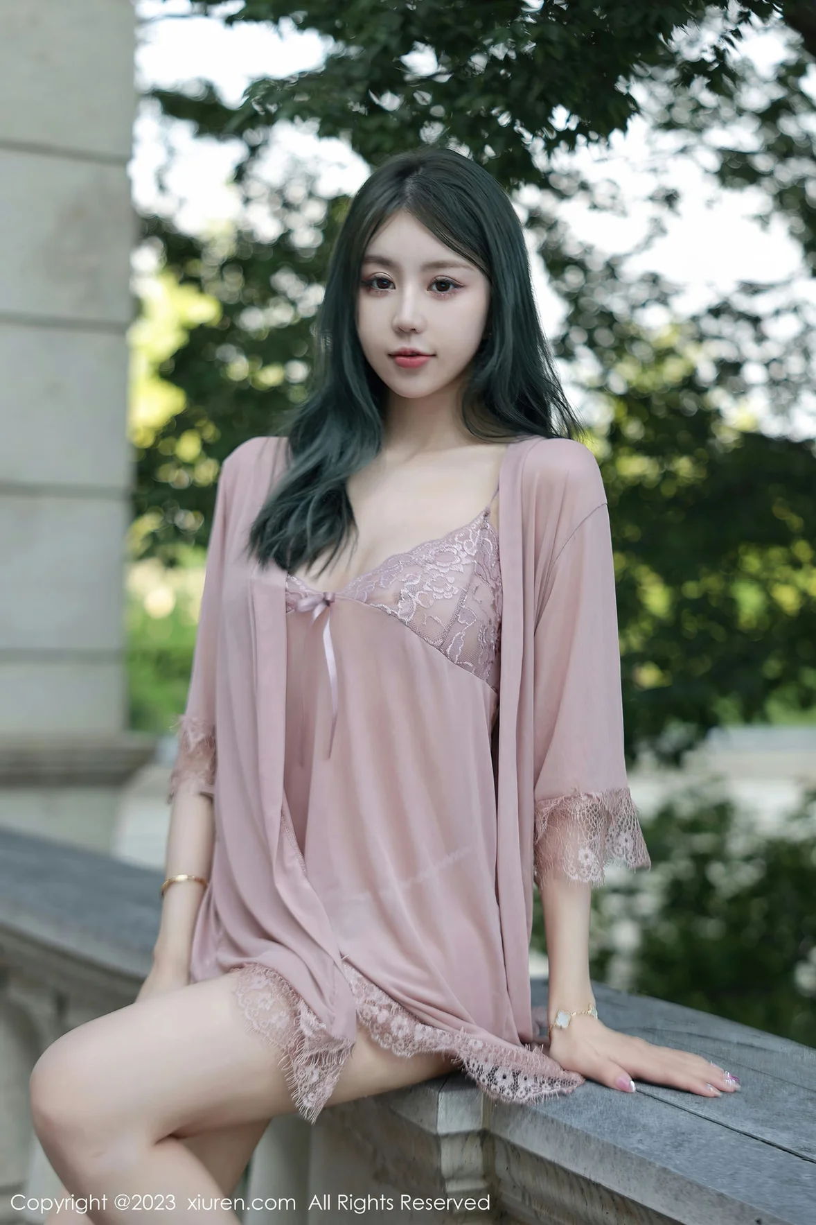 XiuRen 秀人 No.7114 tina_甜仔 蕾丝睡裙杭州旅拍 [65P]