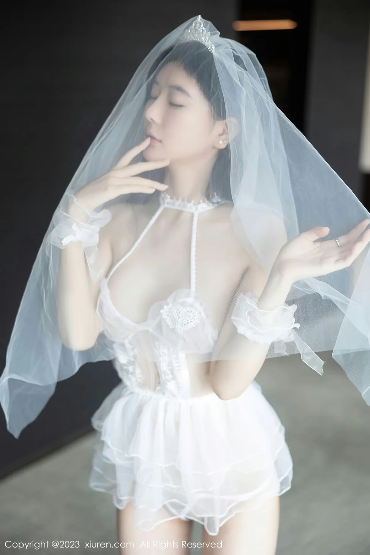 XiuRen 秀人 No.7165 幼幼 情趣婚纱服饰性感写真 [90P]