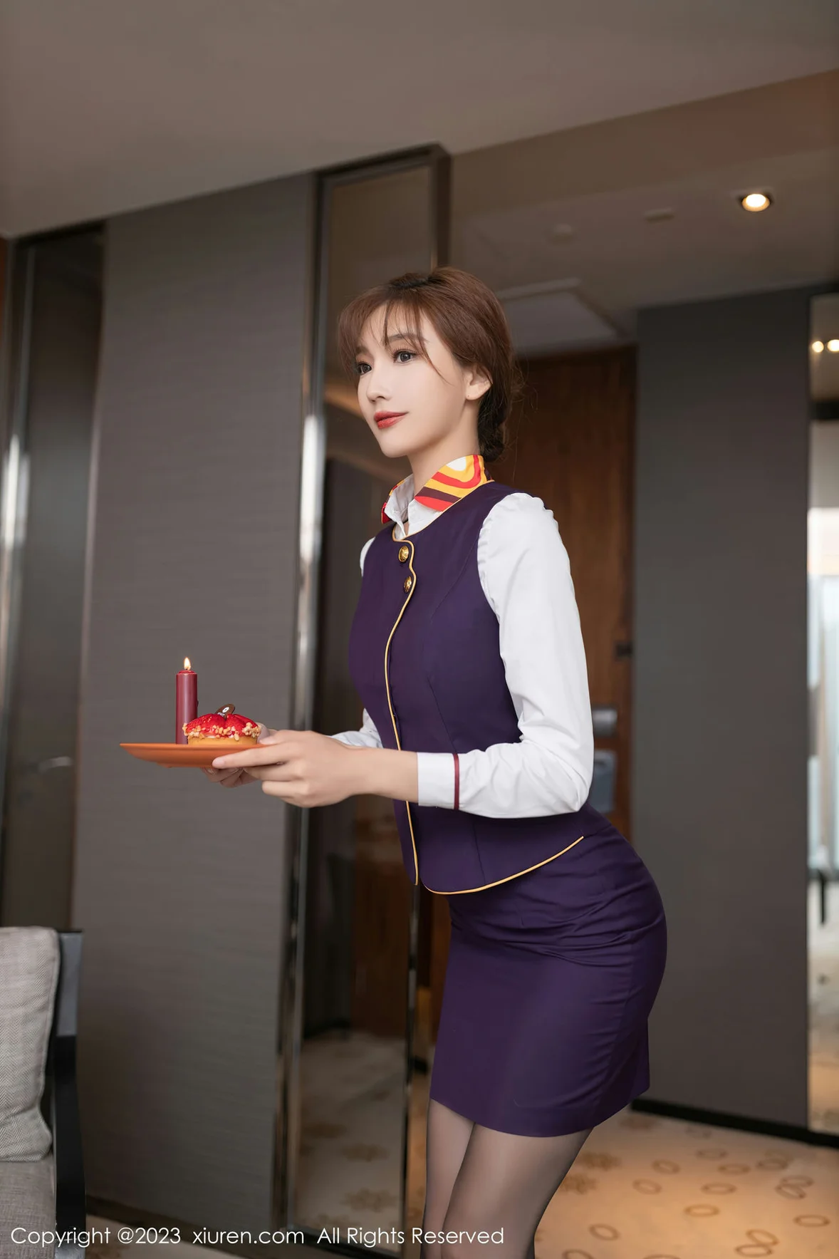 XiuRen 秀人 No.7248 陆萱萱 紫色空姐泰国旅拍 [80P]