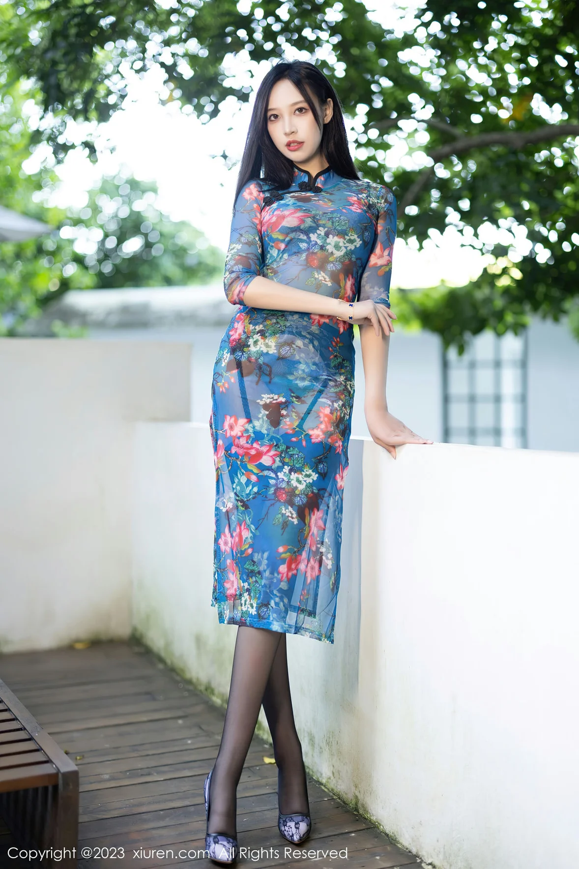 XiuRen 秀人 No.7271 郑颖姗Bev 蓝色旗袍性感写真 [82P] 插图1