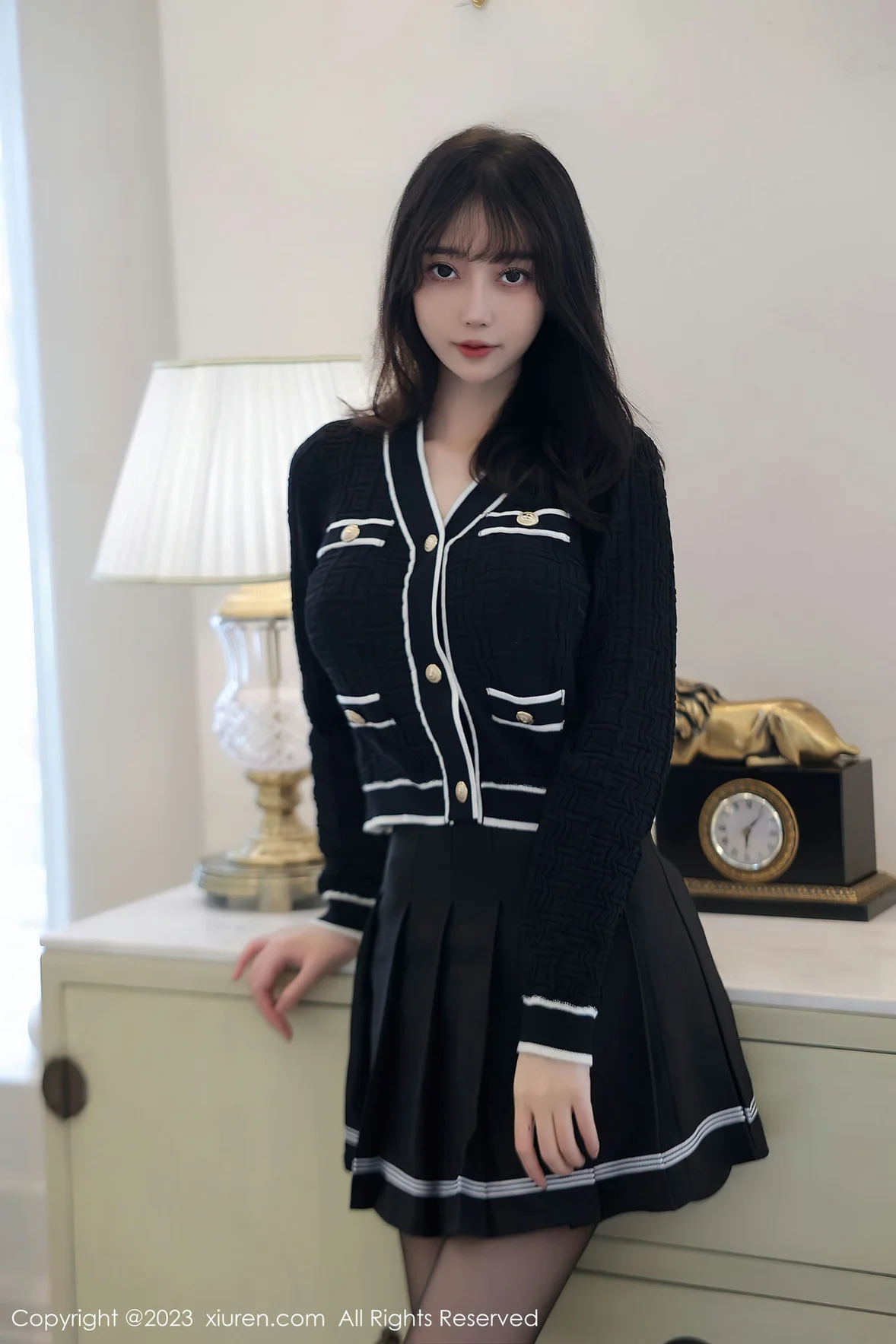 XiuRen 秀人 No.7287 玥儿玥er 薄纱内衣杭州旅拍 [83P]