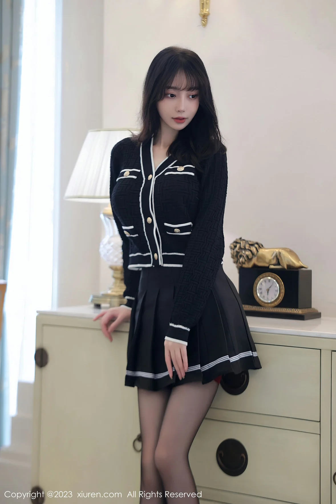 XiuRen 秀人 No.7287 玥儿玥er 薄纱内衣杭州旅拍 [83P]