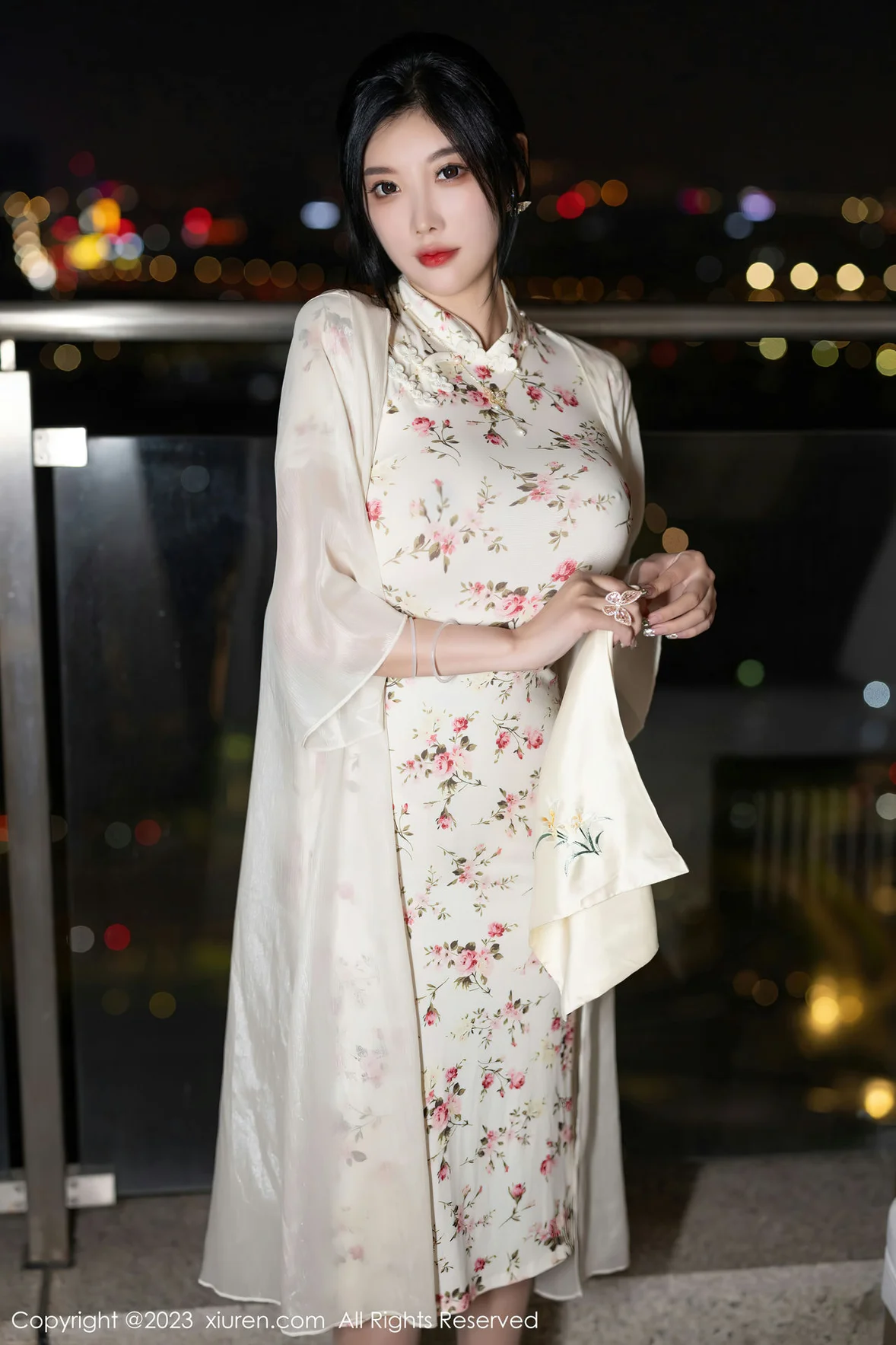 秀人网 No.7363 杨晨晨Yome 碎花旗袍浙江安吉旅拍 [87P]