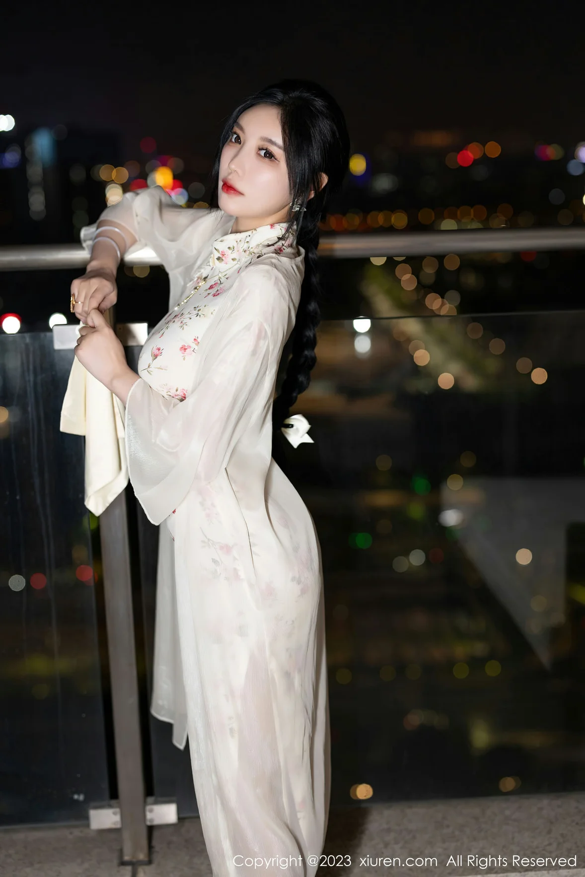 秀人网 No.7363 杨晨晨Yome 碎花旗袍浙江安吉旅拍 [87P]