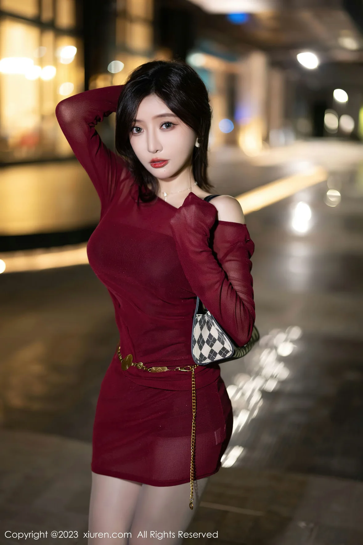 秀人网 No.7400 王馨瑶yanni 黑色情趣内衣安吉旅拍 [93P]