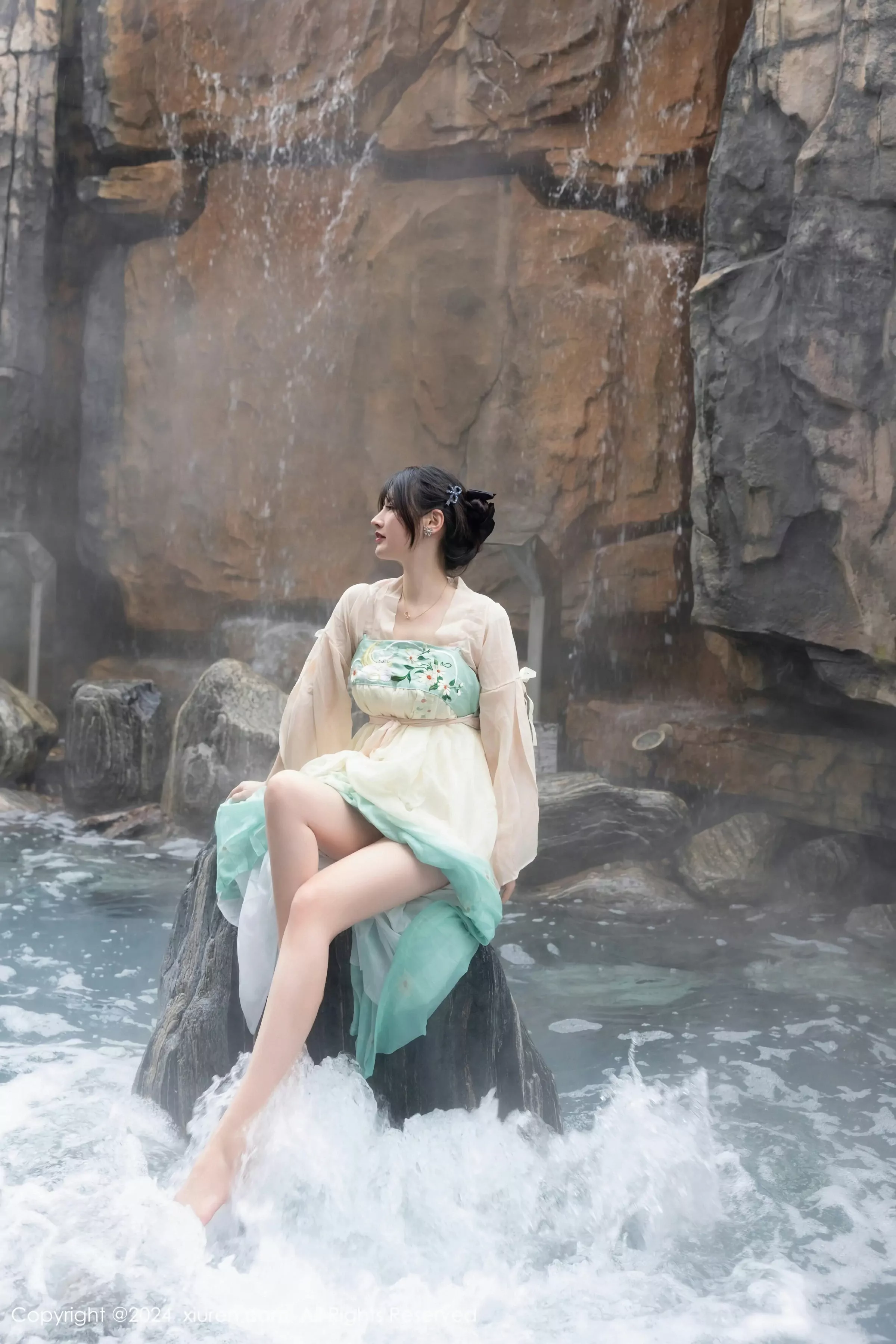 XiuRen 秀人 No.8128 诗诗kiki [82P]