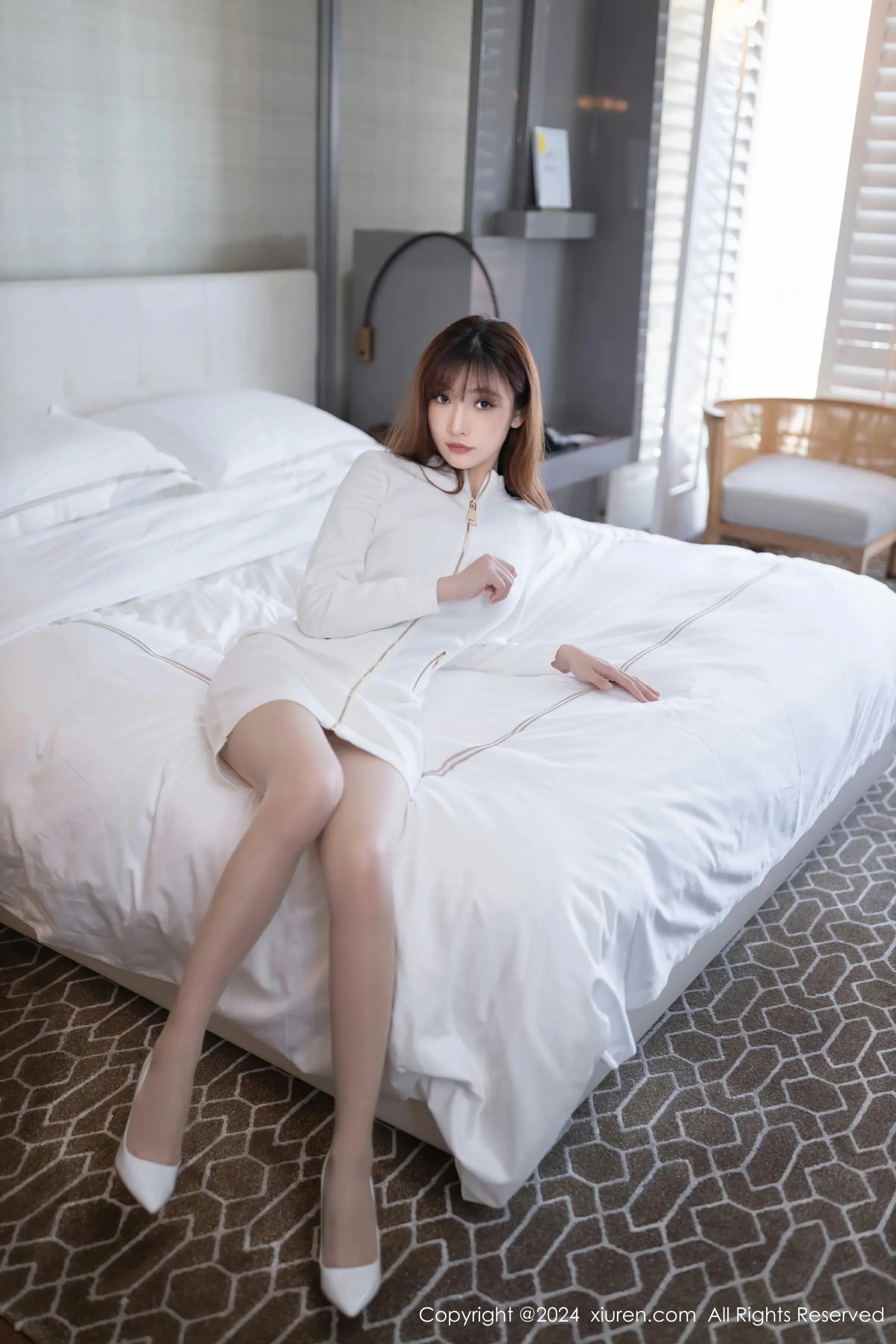 XiuRen 秀人 No.8233 陆萱萱 [80P]