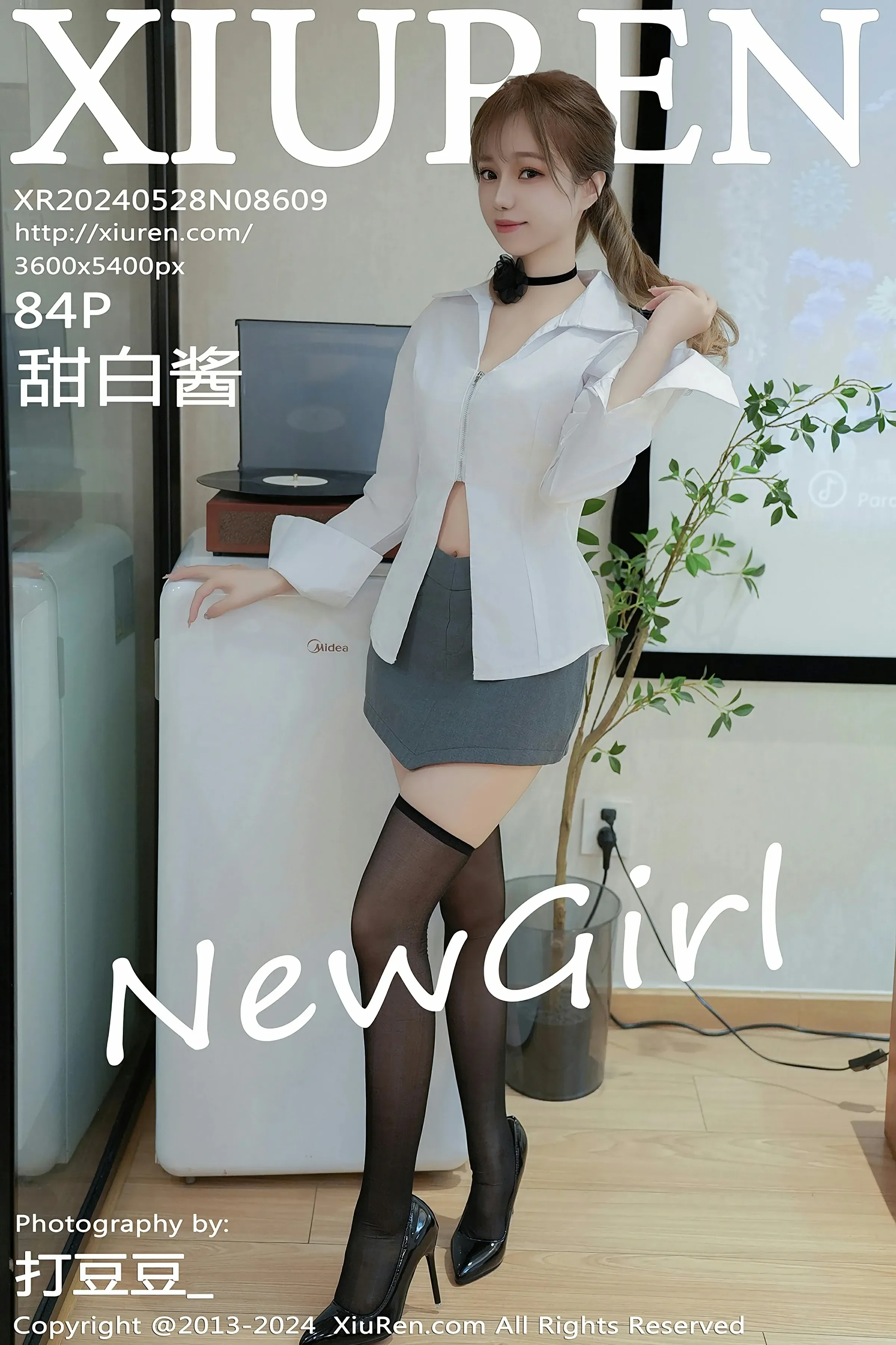 XiuRen 秀人 No.8609 新人模特 甜白酱 [84P]