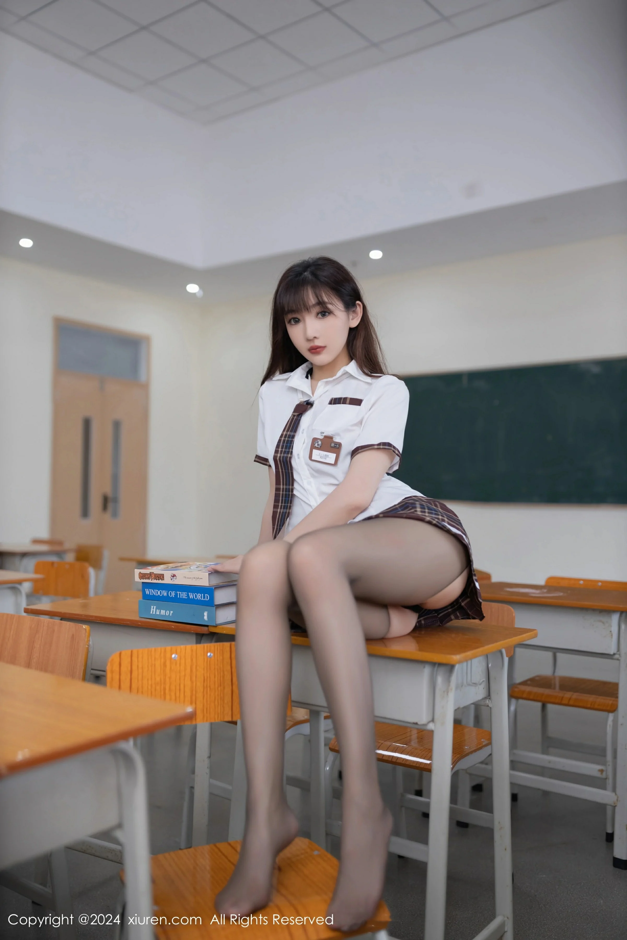 XiuRen 秀人 No.8918 陆萱萱 [80P]