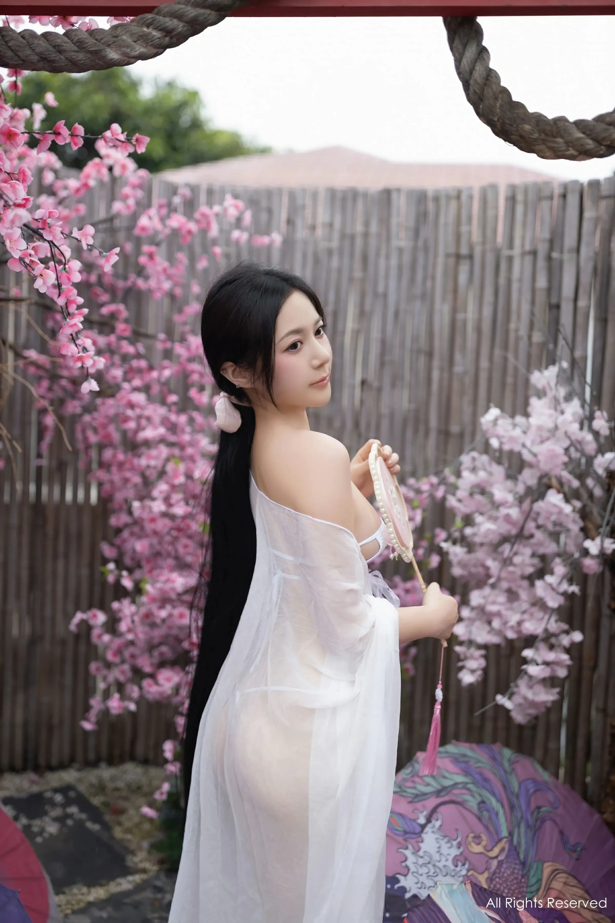 XiuRen 秀人 No.8927 鱼子酱Fish [80P]