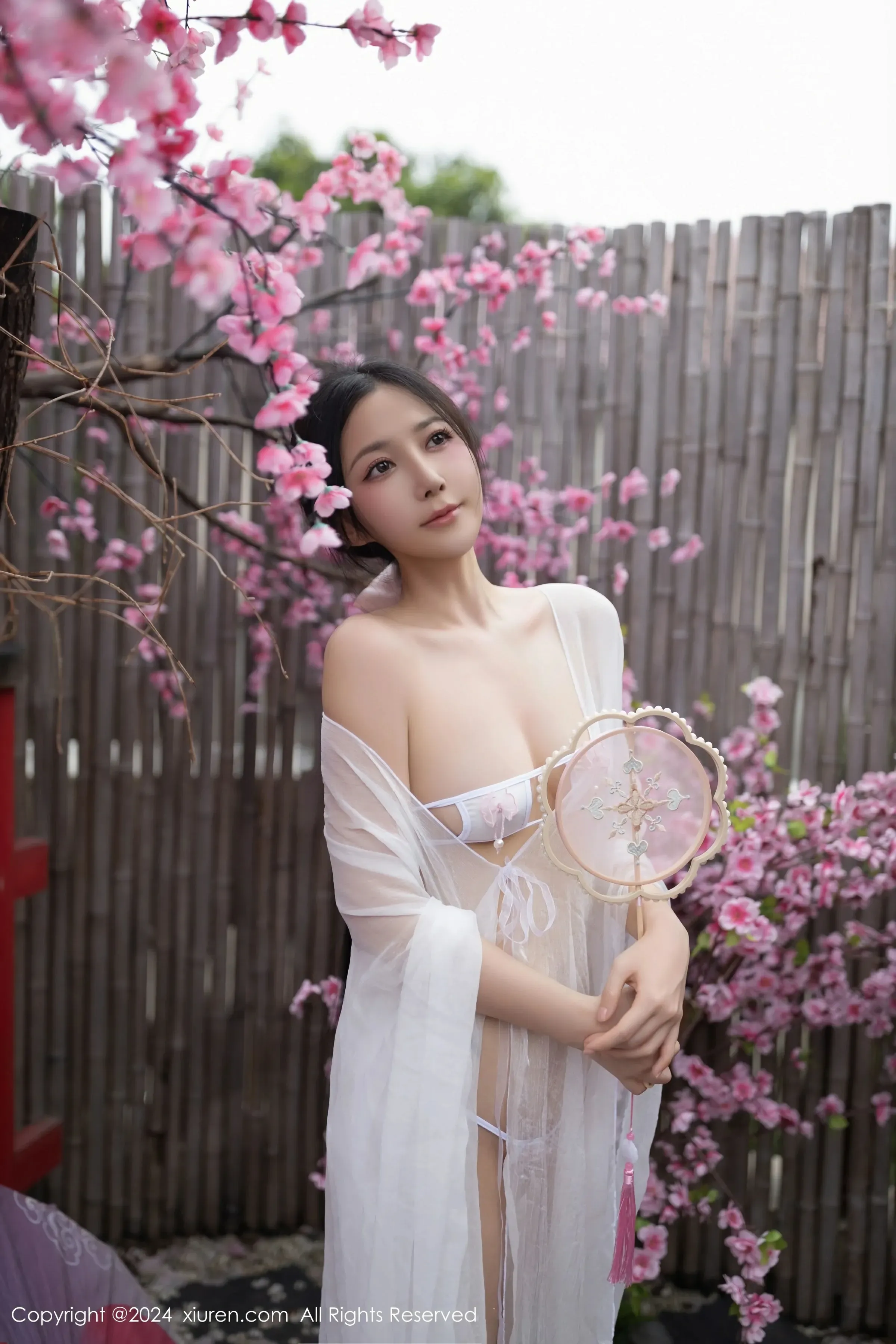 XiuRen 秀人 No.8927 鱼子酱Fish [80P]