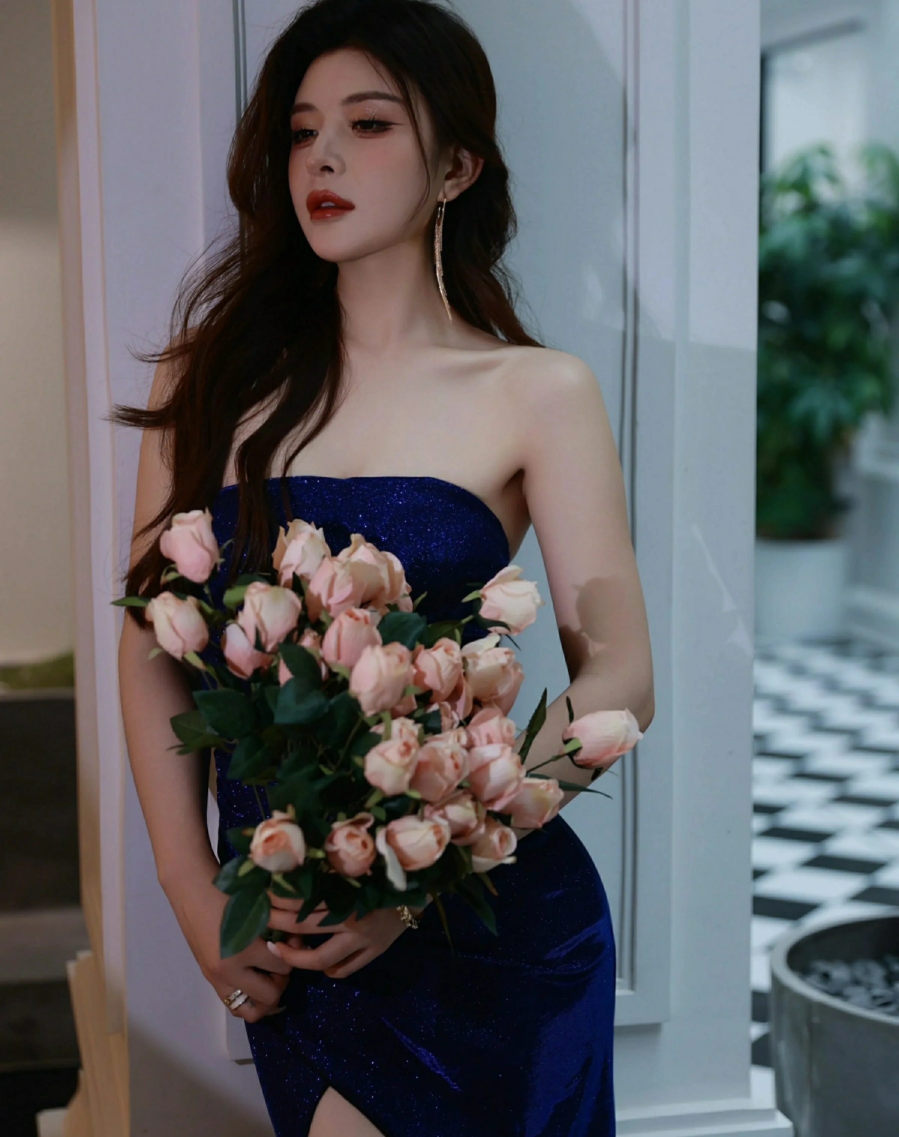 秀人网 No.10740 阿依莎 [71P]