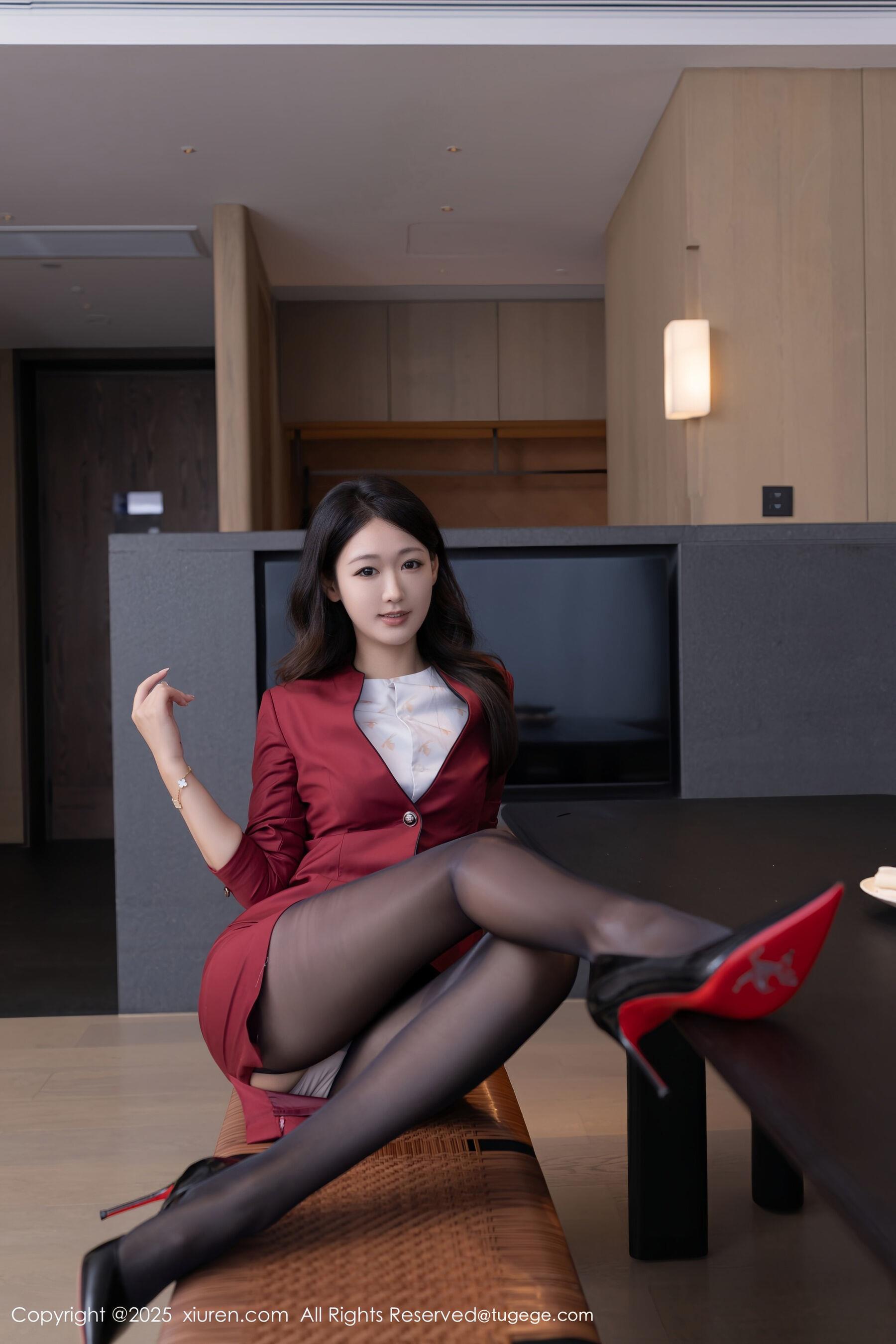 秀人网 唐安琪 No.10864 [85P]