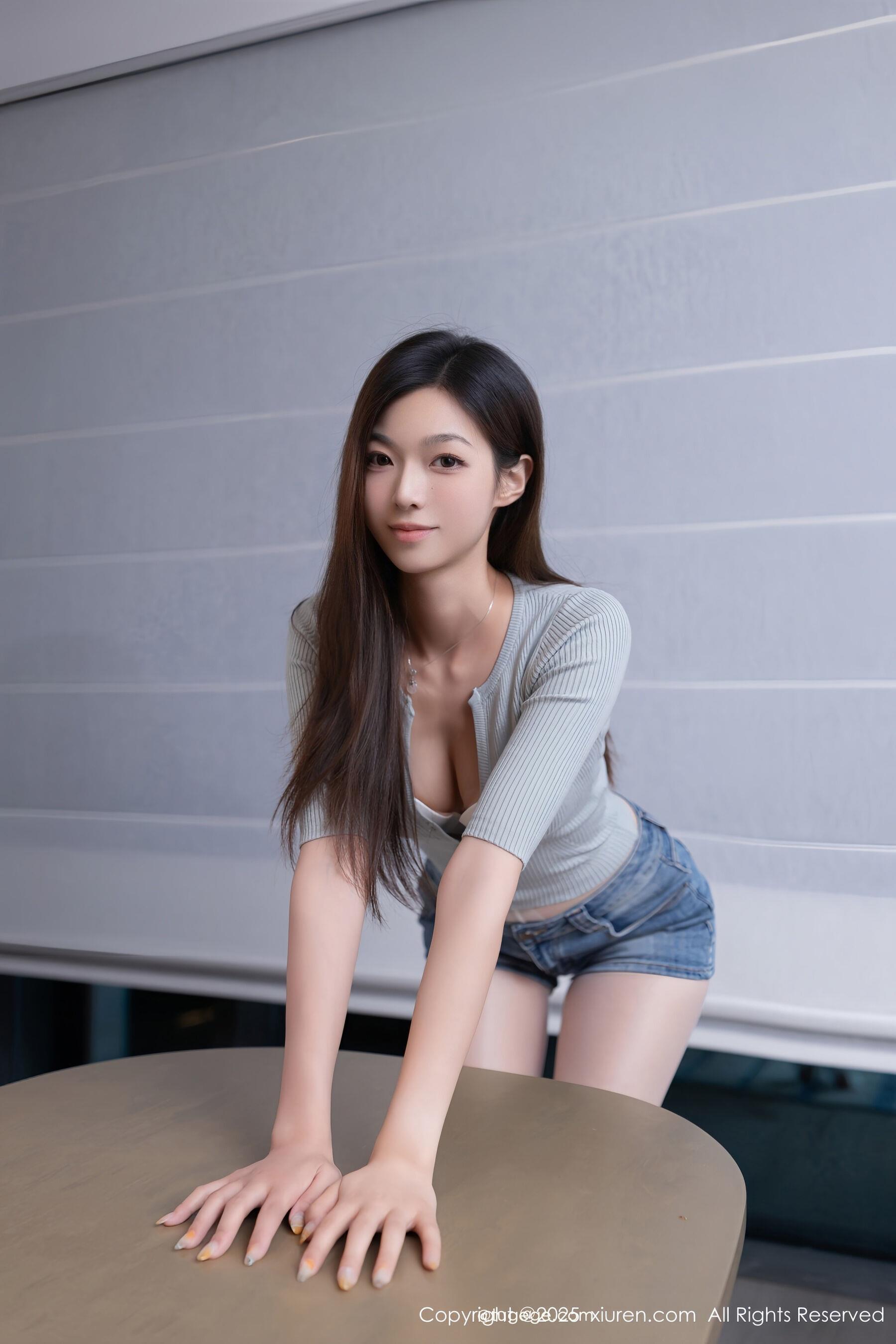 秀人网 kiki柚柚 No.10881 [80P]