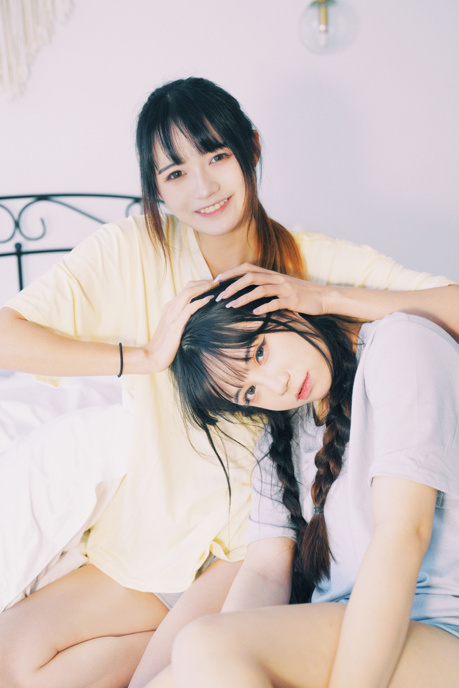 贰加六 兔子Zzz不吃胡萝卜 – 《姐妹成对，快乐加倍》[23P]