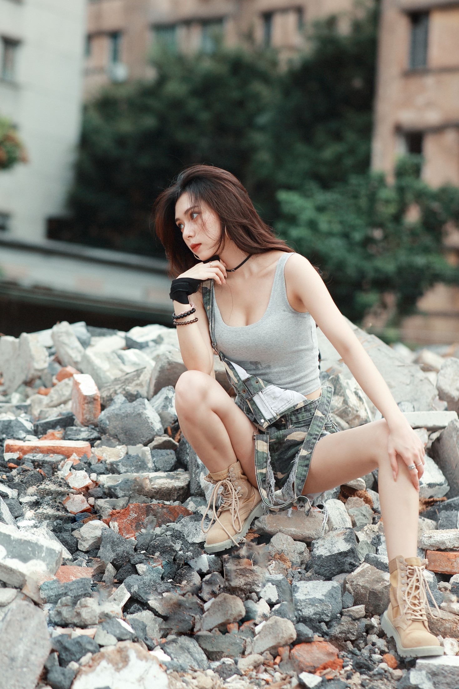 七七 – 《废墟女孩》[25P]