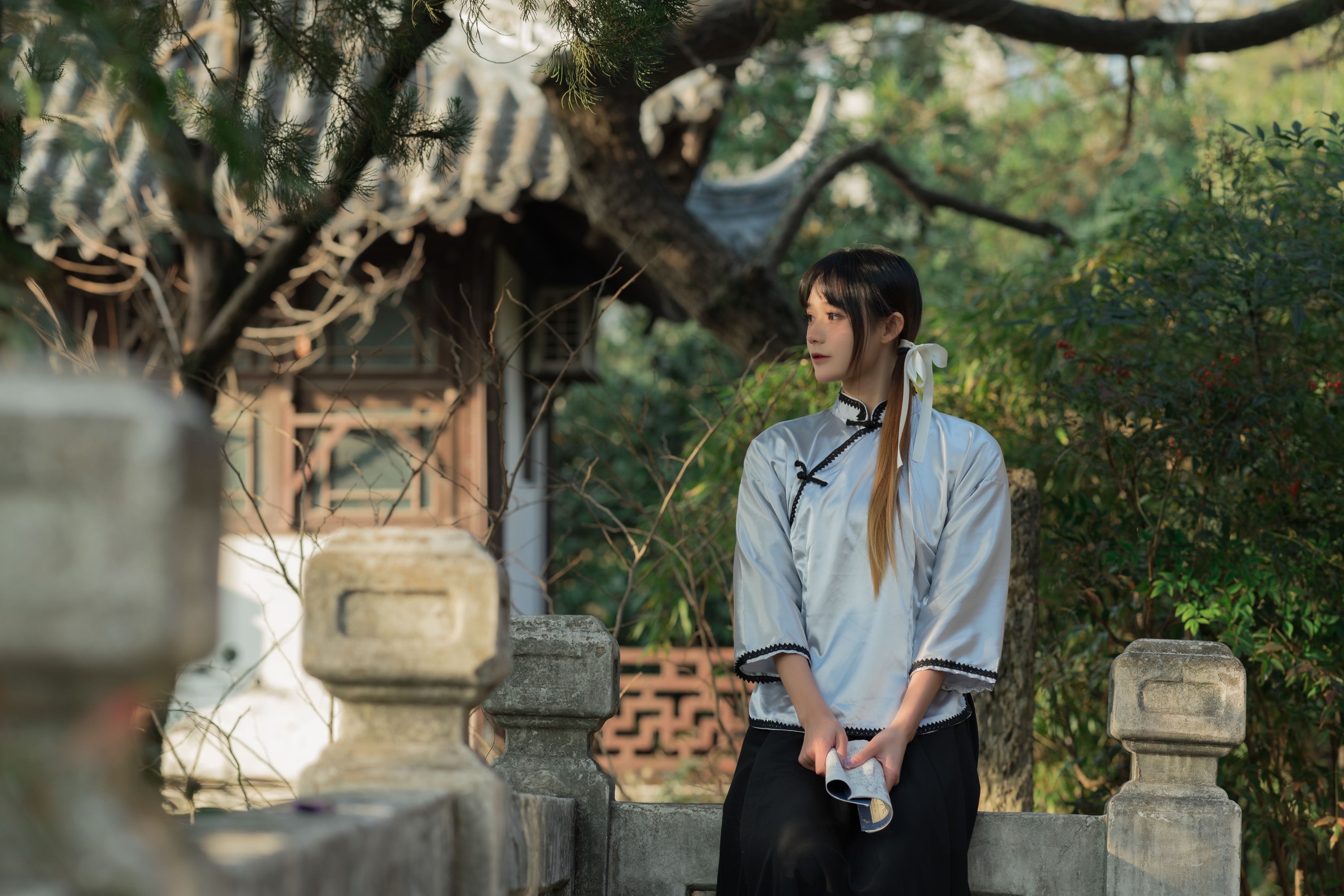 兔子Zzz不吃胡萝卜 – 《碧玉》[23P]